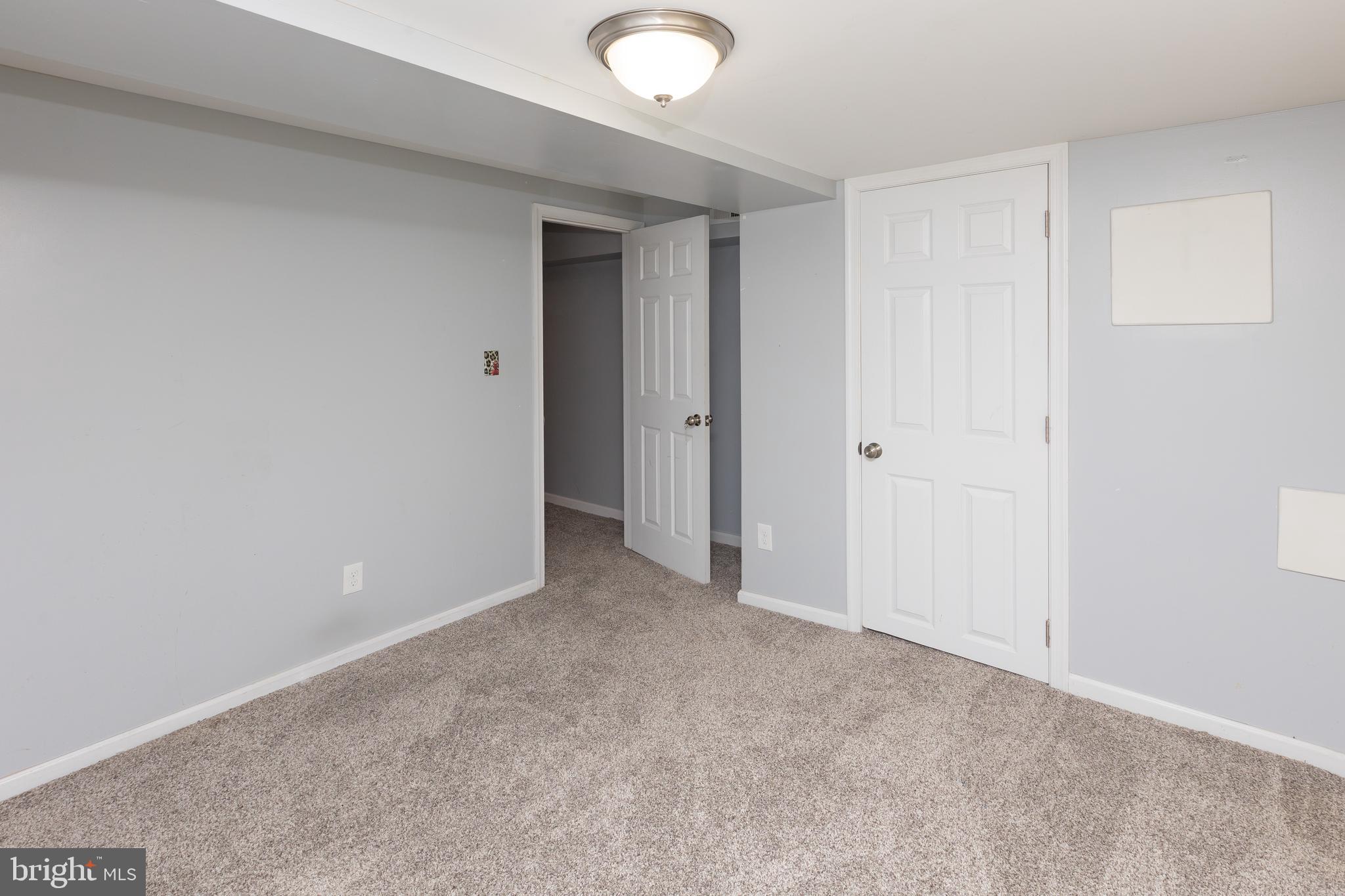 HAMPDEN HISTORIC DISTRICT - Residential