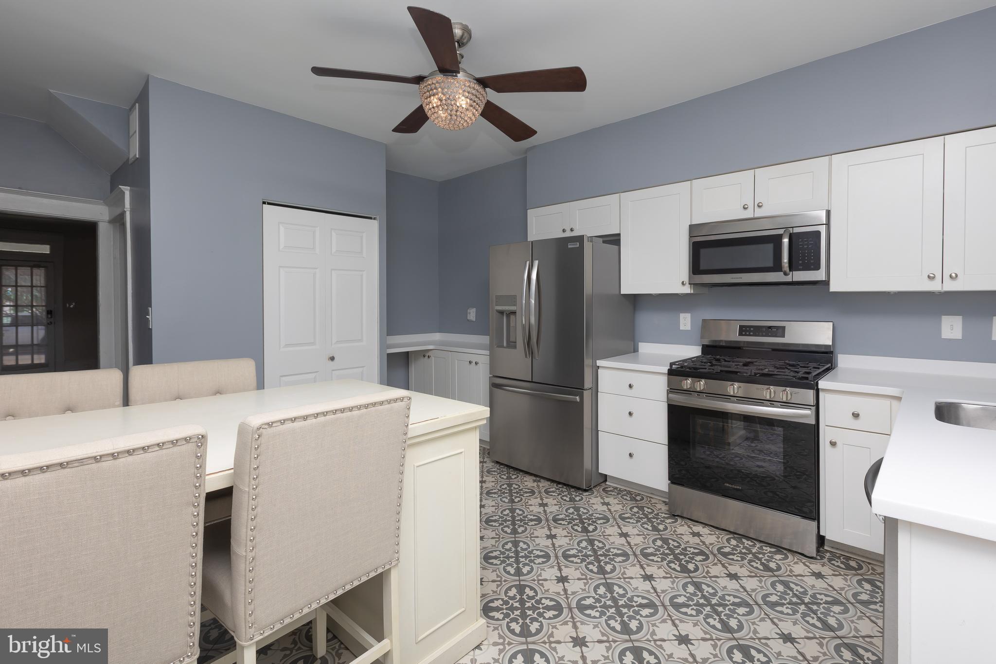 HAMPDEN HISTORIC DISTRICT - Residential