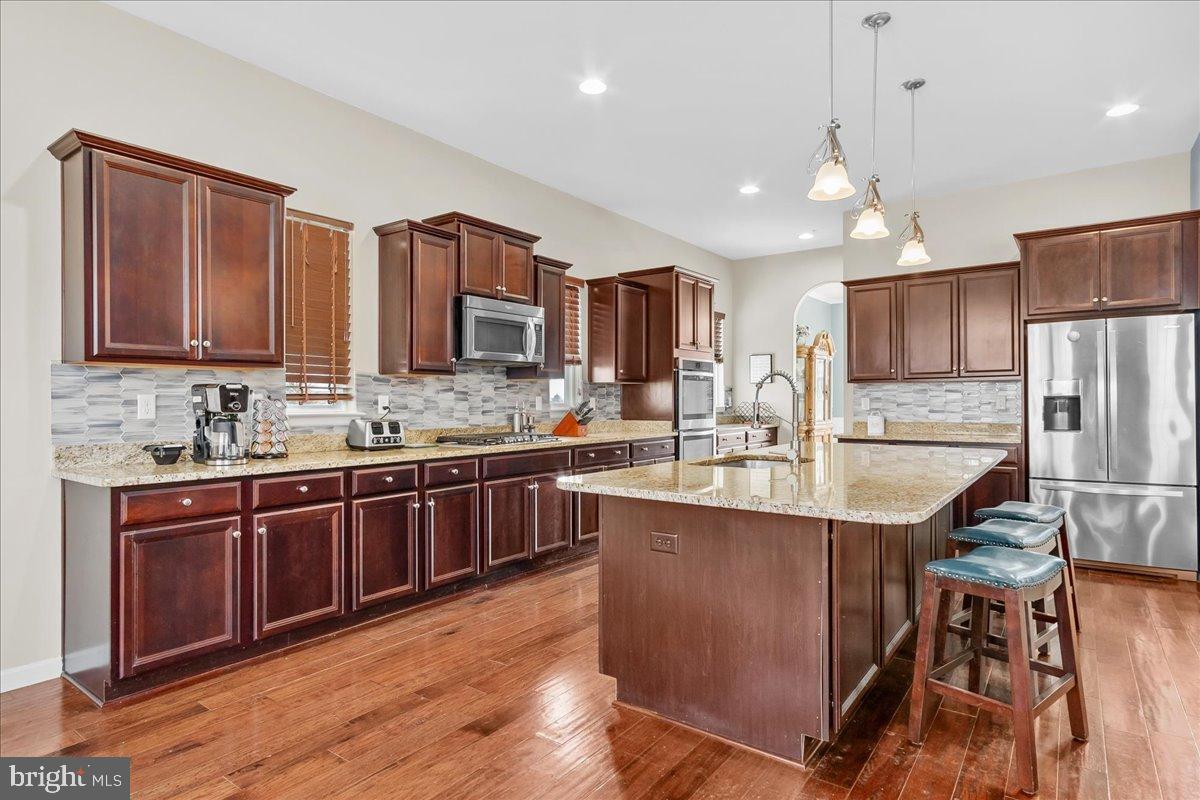 SABER RIDGE - Residential