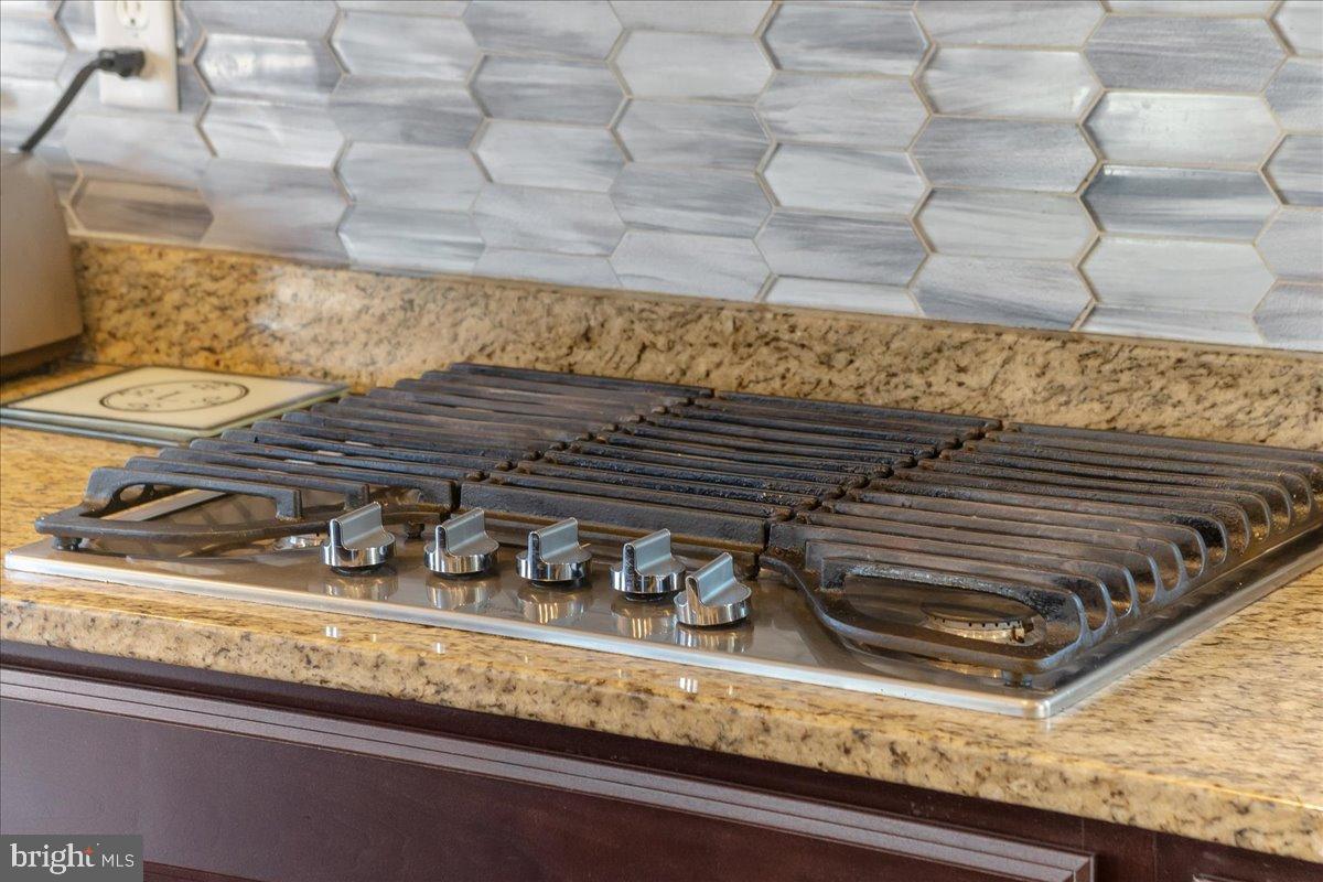 SABER RIDGE - Residential