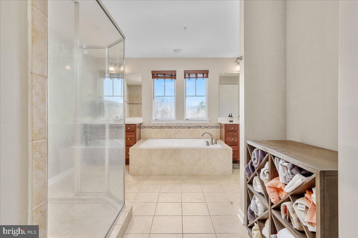 SABER RIDGE - Residential