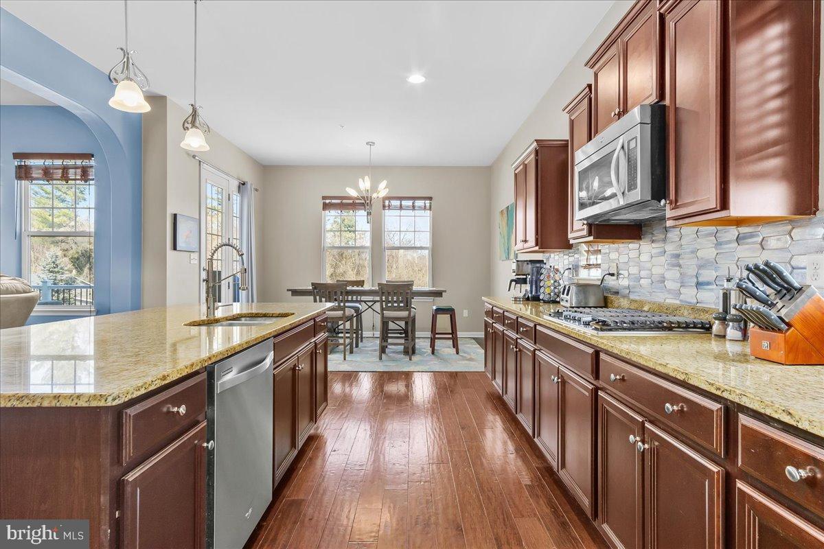 SABER RIDGE - Residential