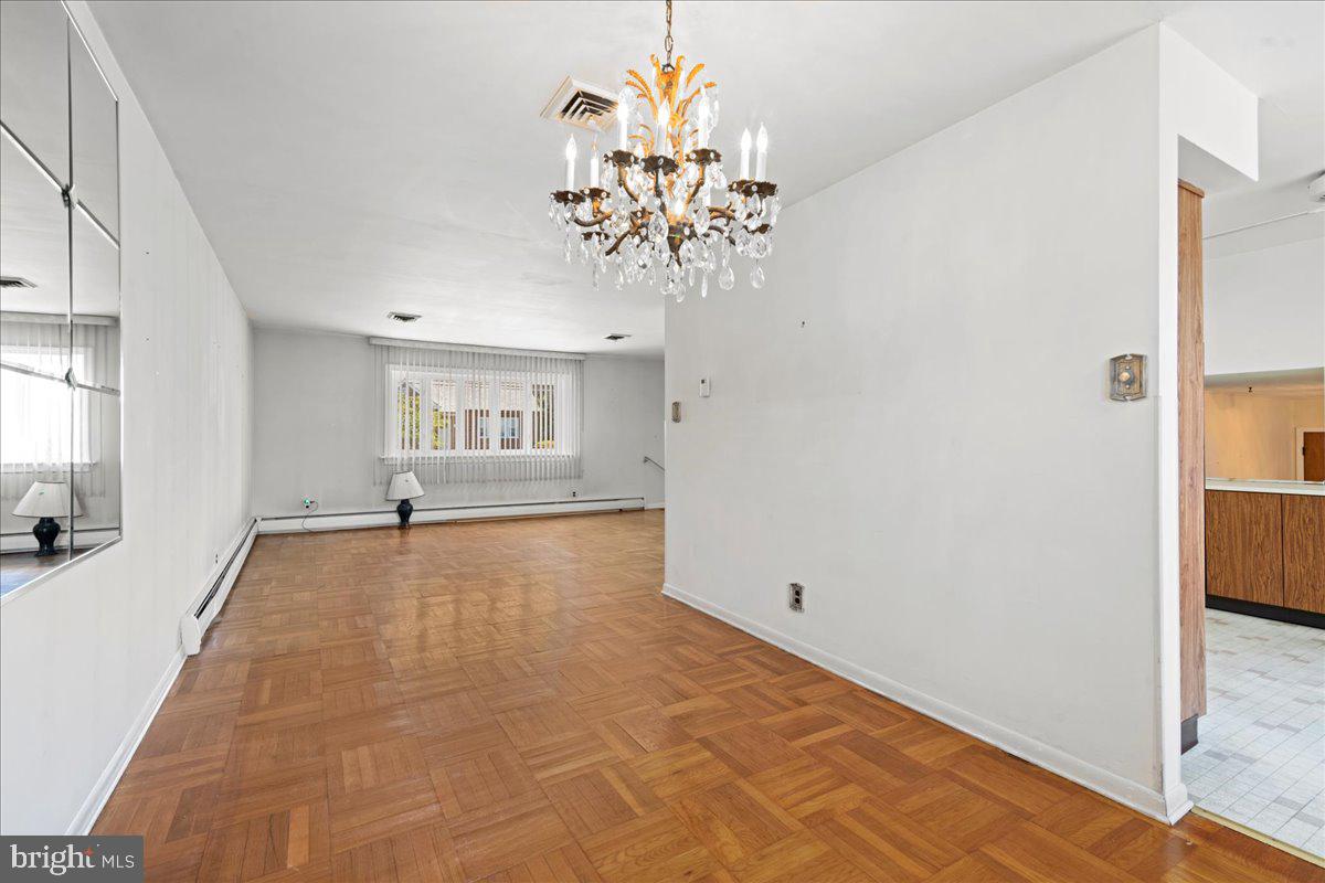 BUSTLETON - Residential