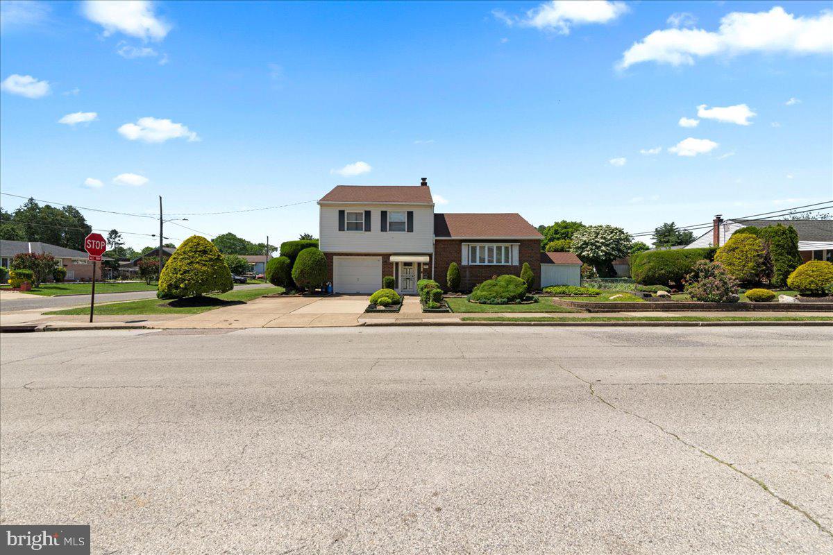 BUSTLETON - Residential