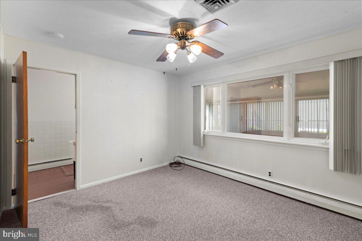 BUSTLETON - Residential