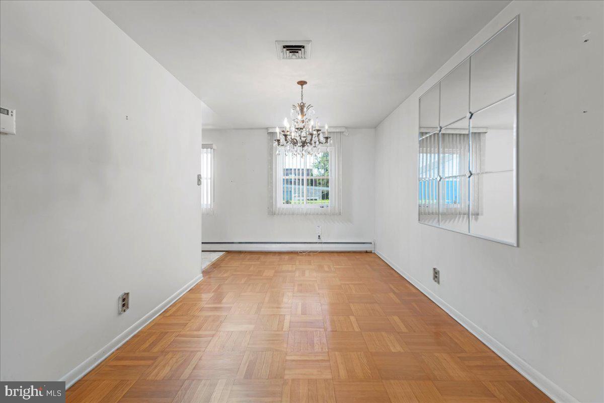 BUSTLETON - Residential
