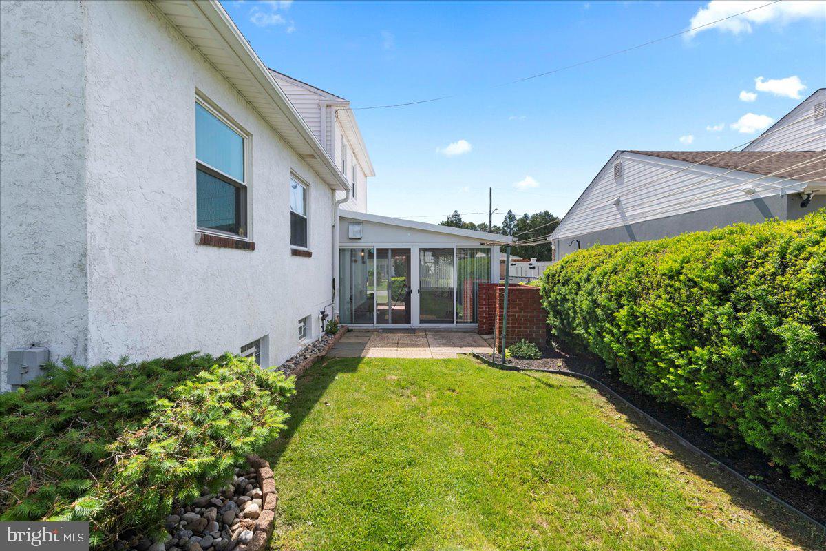 BUSTLETON - Residential