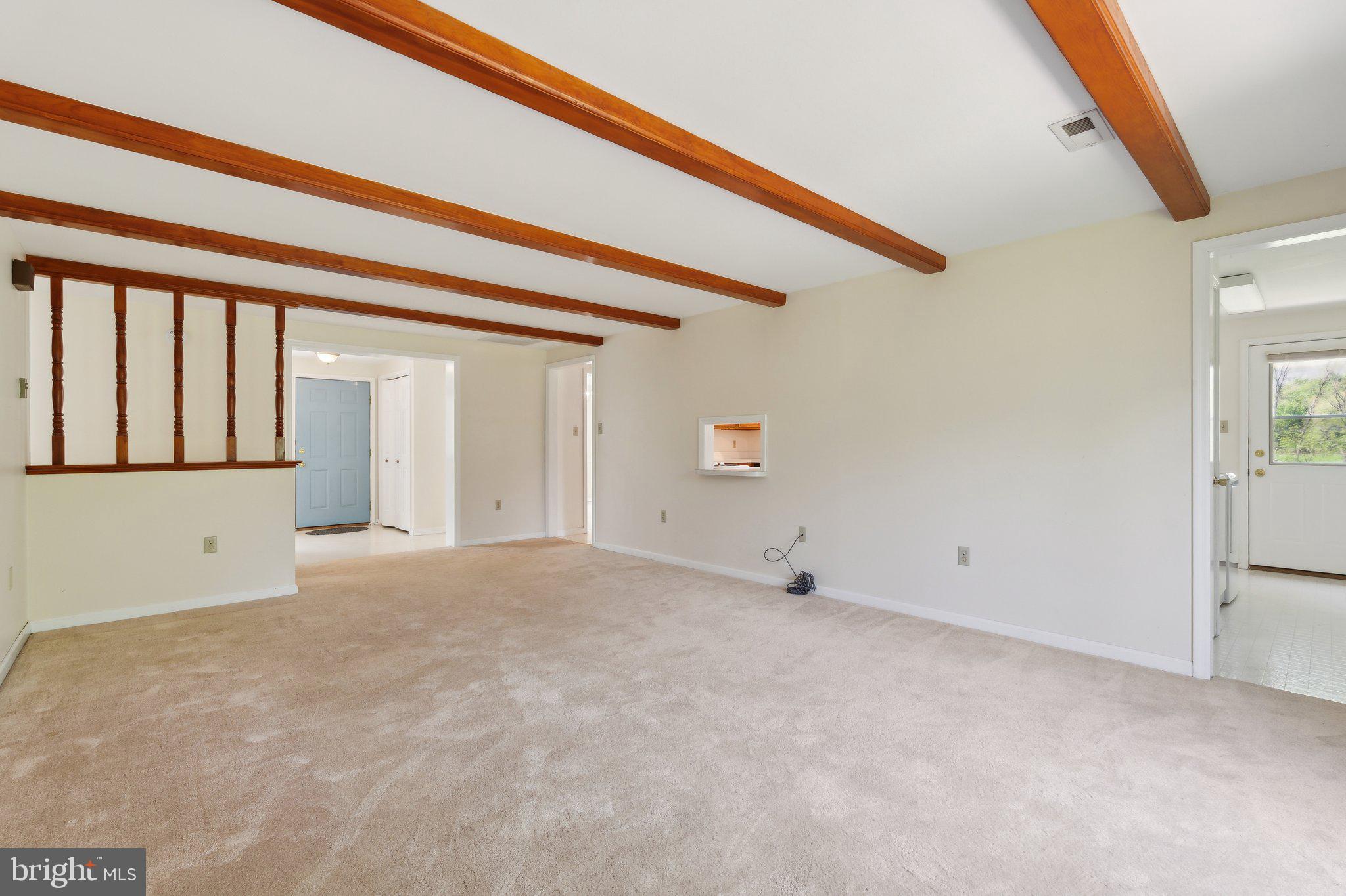 LOVETTSVILLE - Residential Lease