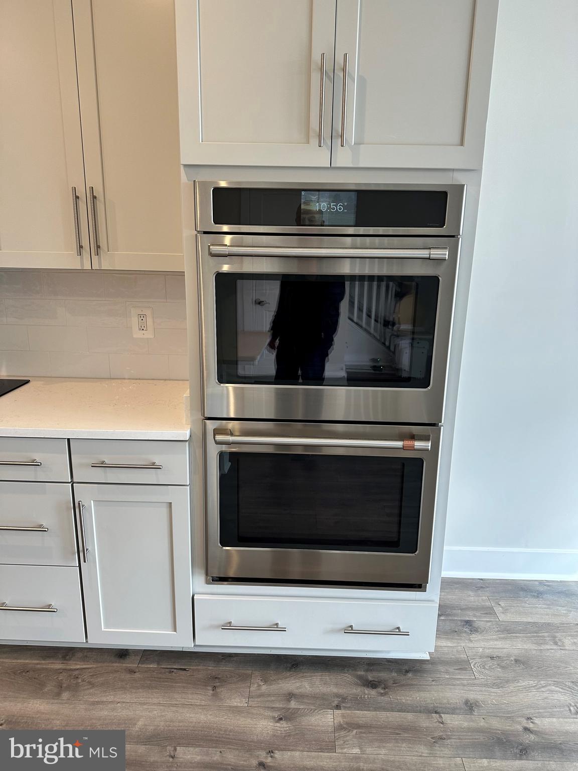 TALL OAKS - Residential