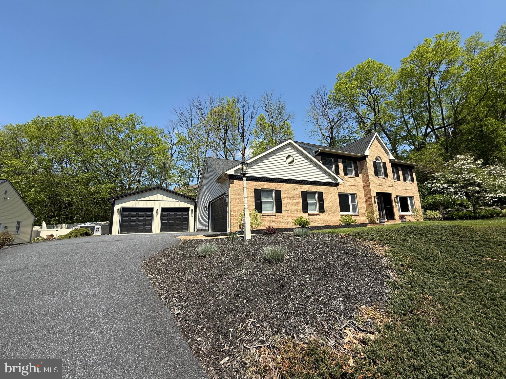 2620 VALLEY VIEW DRIVE