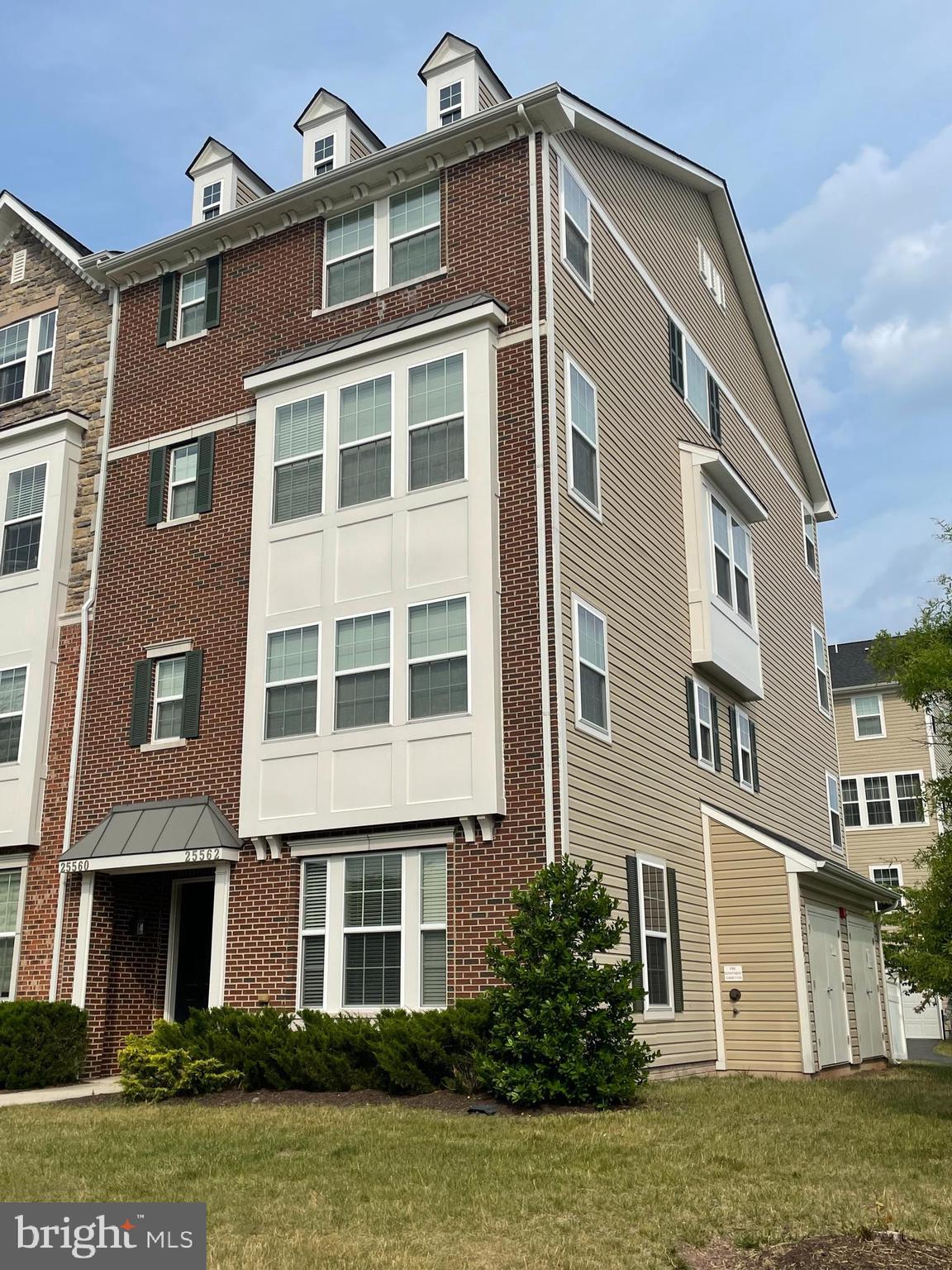 EAST GATE CONDOMINIUMS - Residential