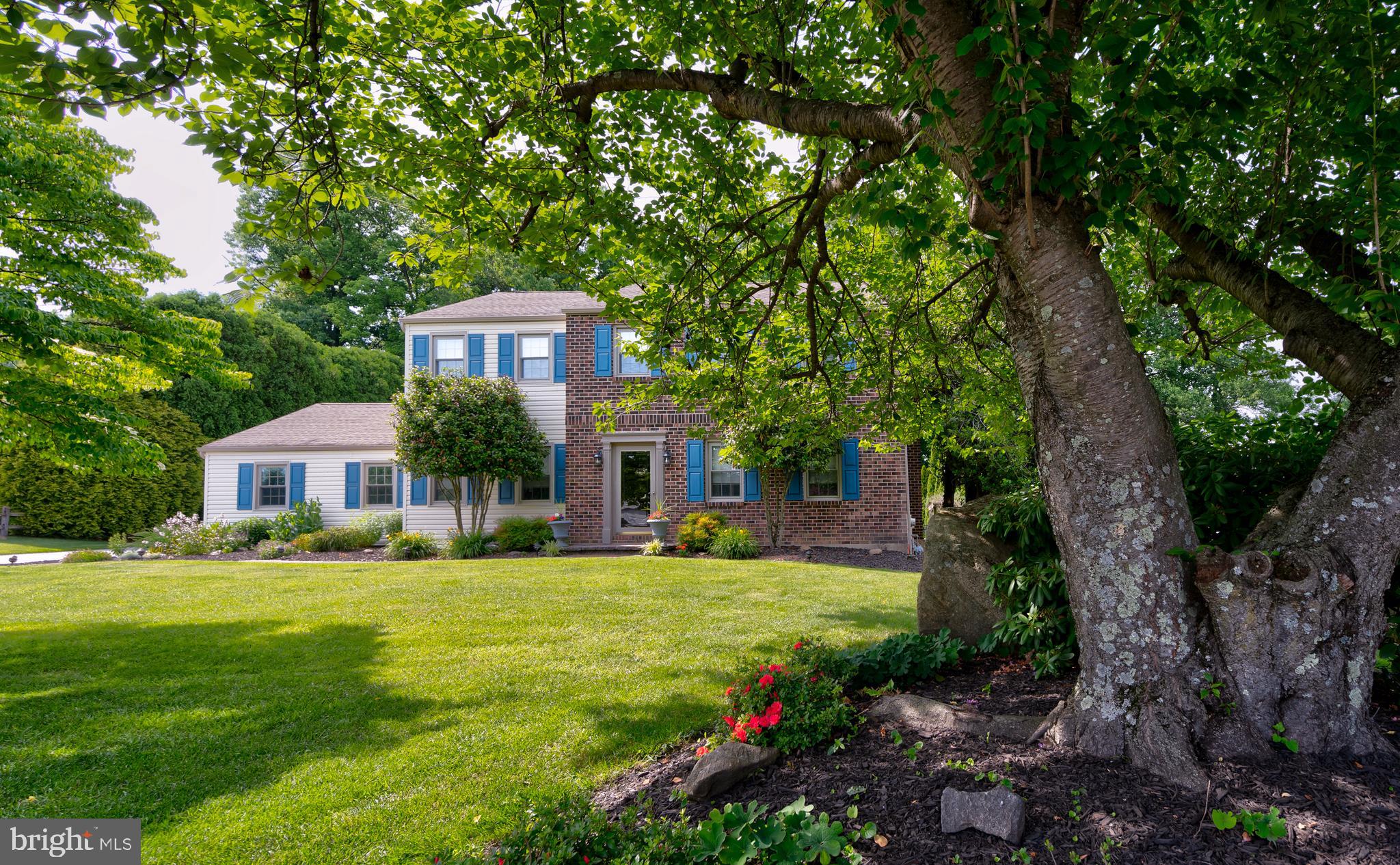 1109 EDWARD LANE