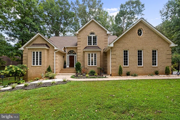 8008 PEMBROKE CIR, SPOTSYLVANIA, VA 22551 - Image 4c61d68eb06ea3e2d70ca9051f7e200c/4100772789