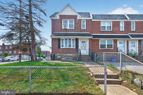 Townhouse For Sale - 7171 Erdrick Street<br/> PHILADELPHIA, PA 19135
