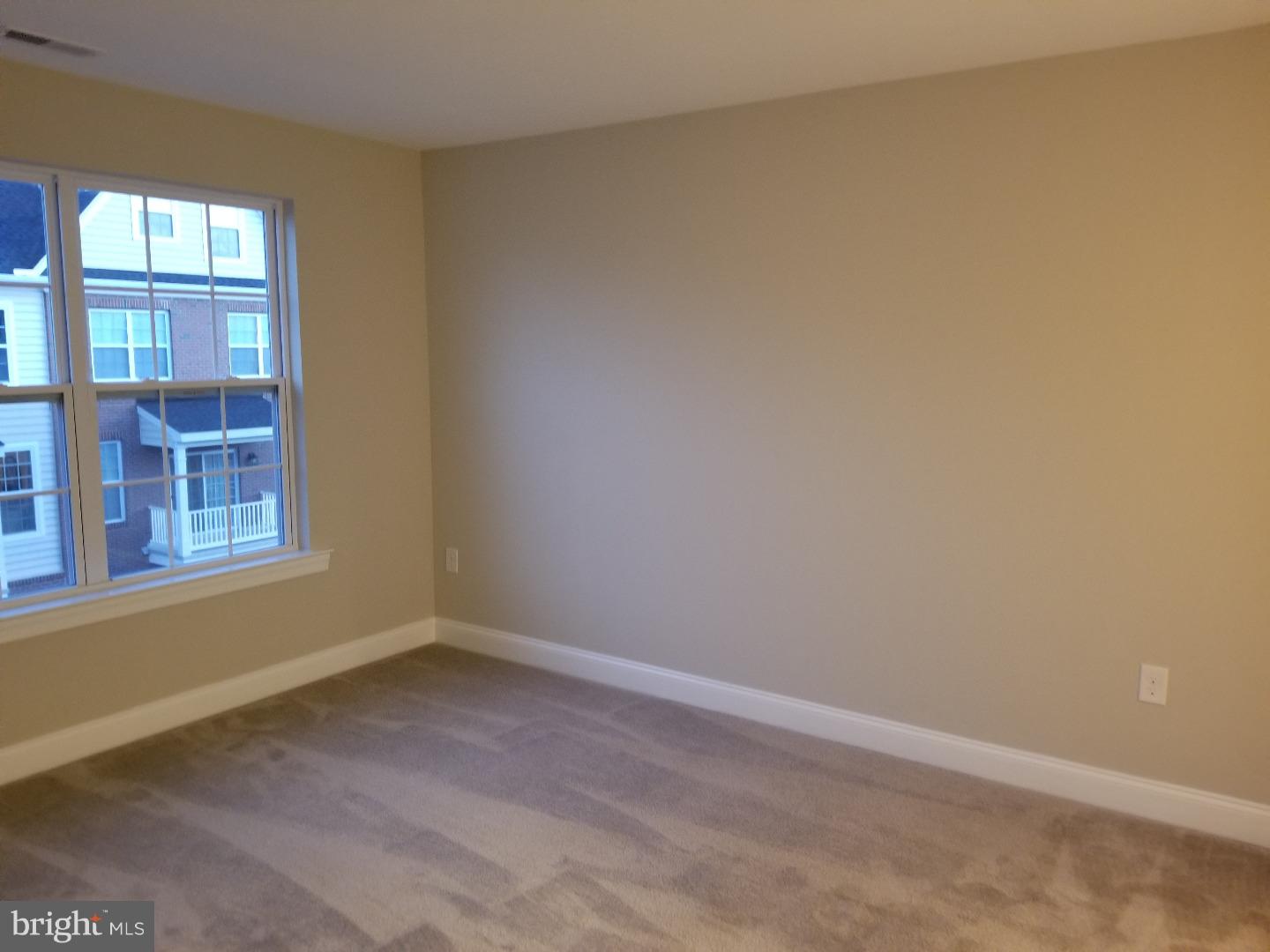 PENN SQ - Residential Lease