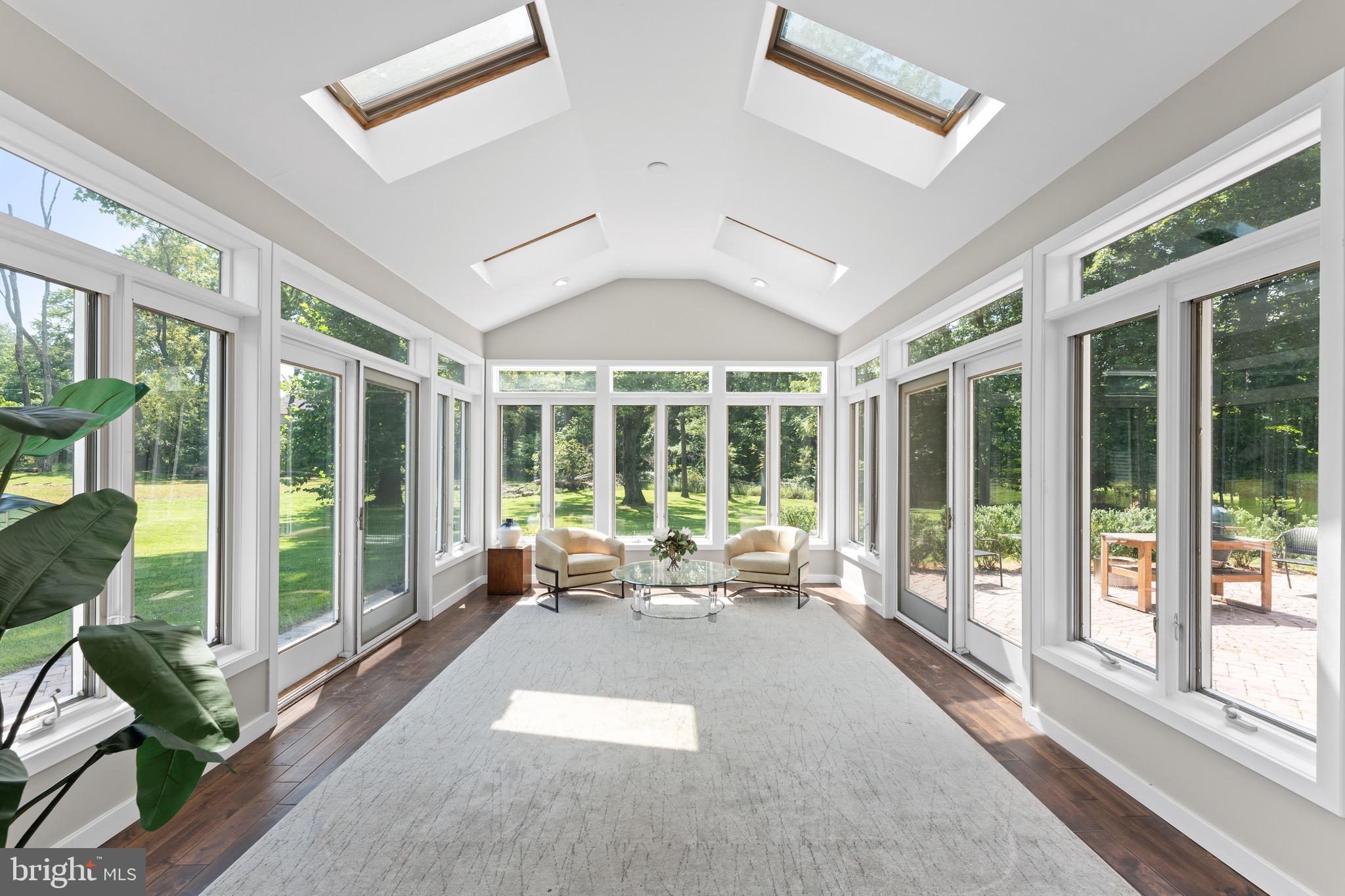 LONG LANE FARMS 1 - Residential