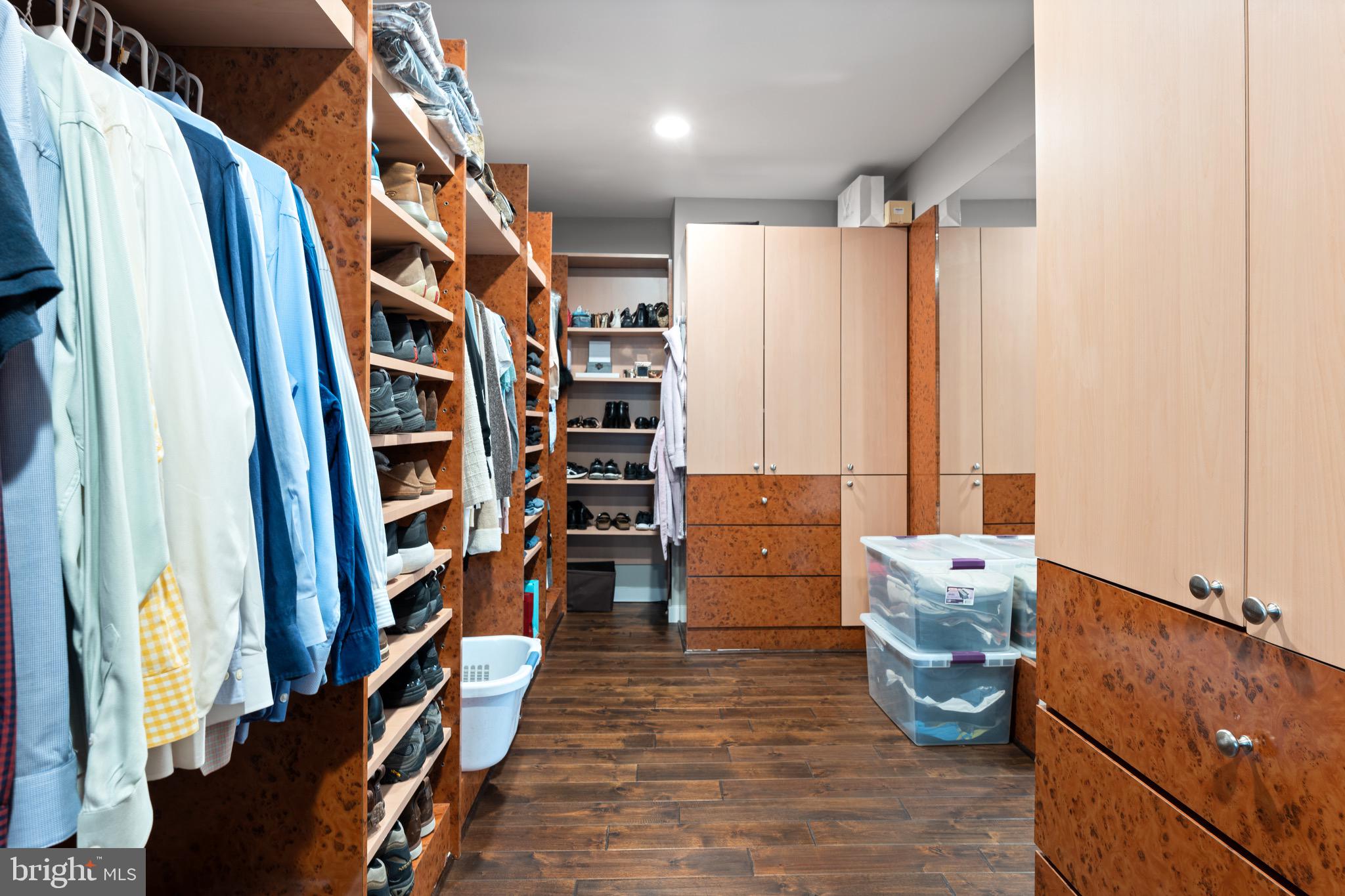 LONG LANE FARMS 1 - Residential