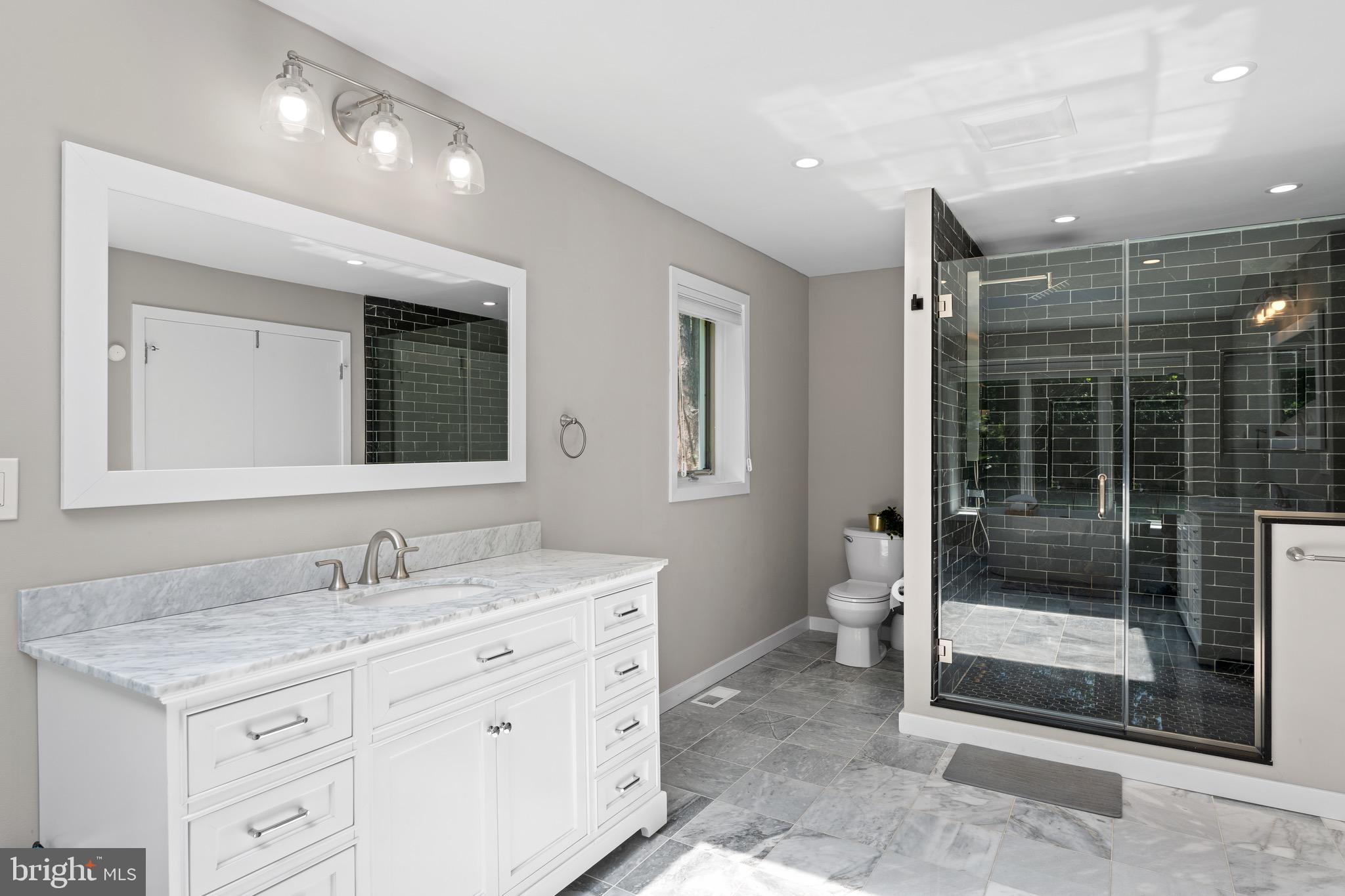 LONG LANE FARMS 1 - Residential