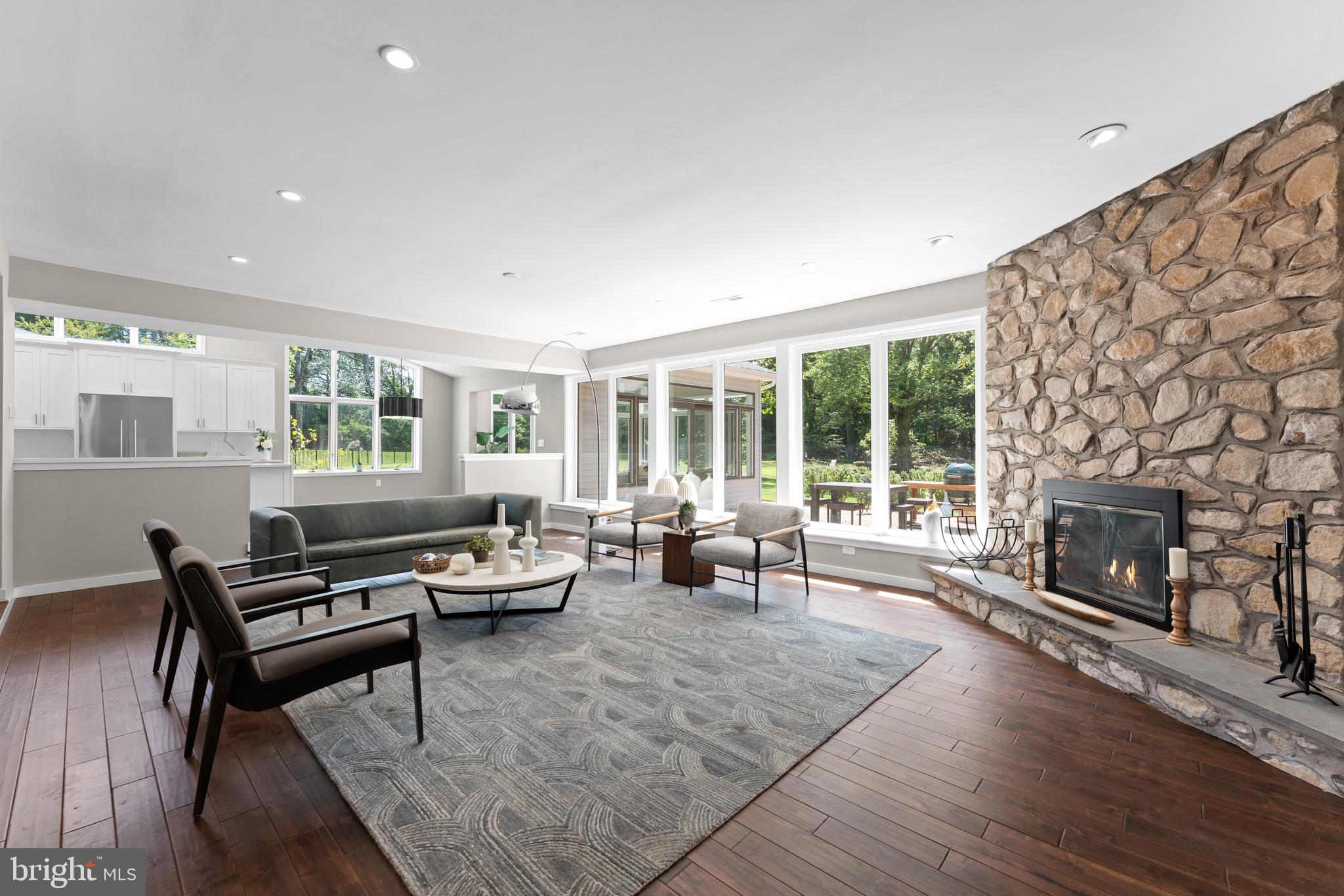 LONG LANE FARMS 1 - Residential