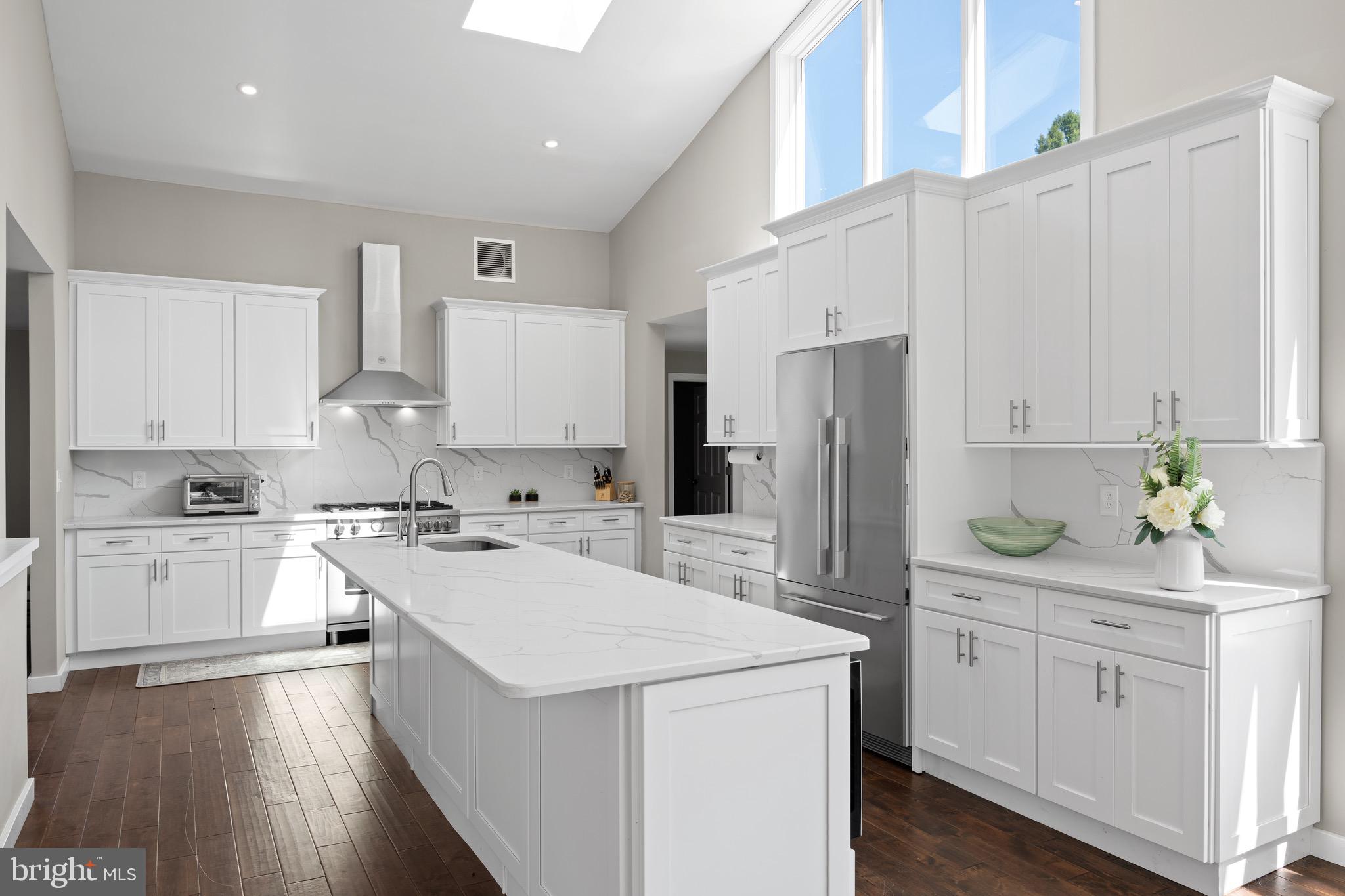 LONG LANE FARMS 1 - Residential