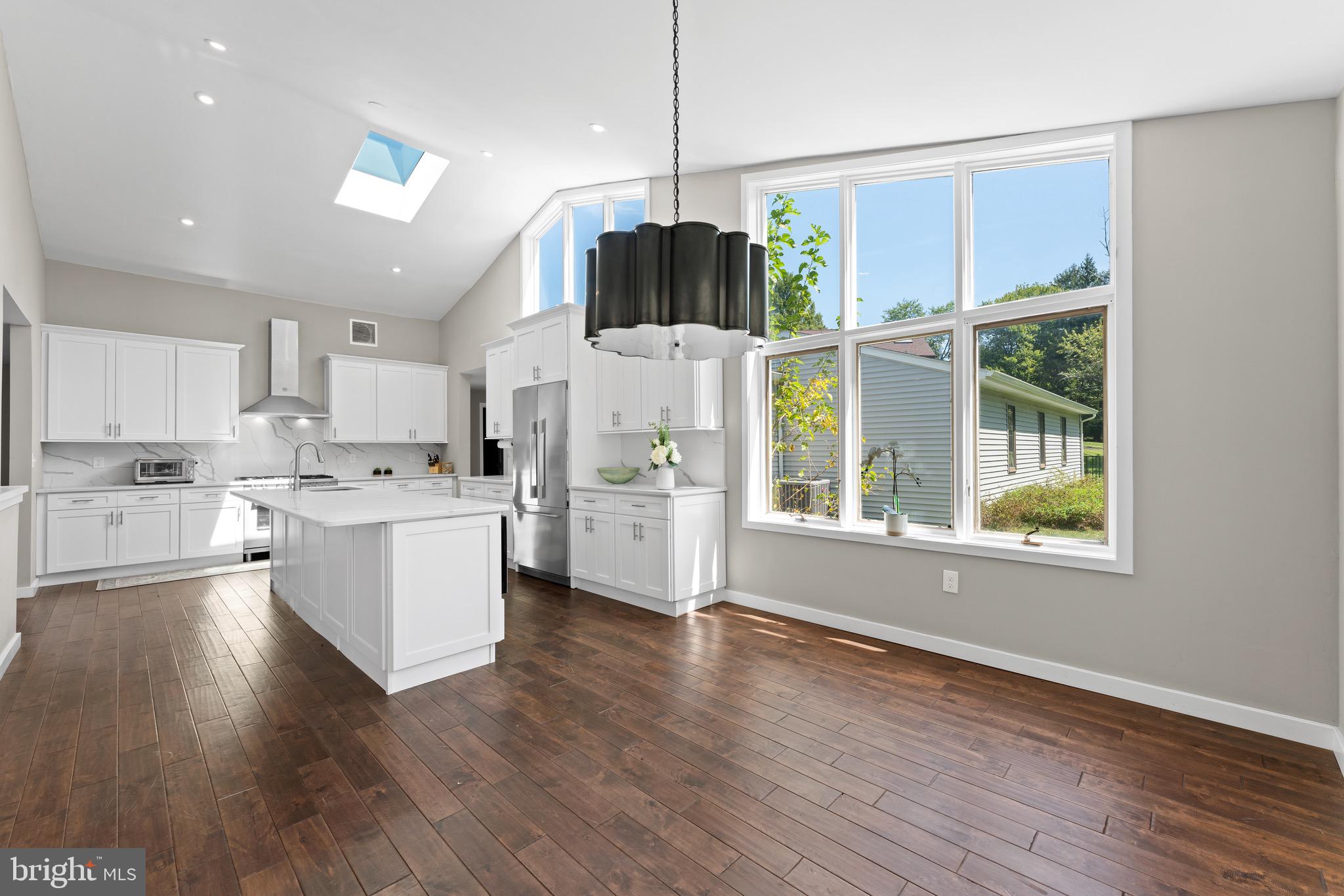 LONG LANE FARMS 1 - Residential