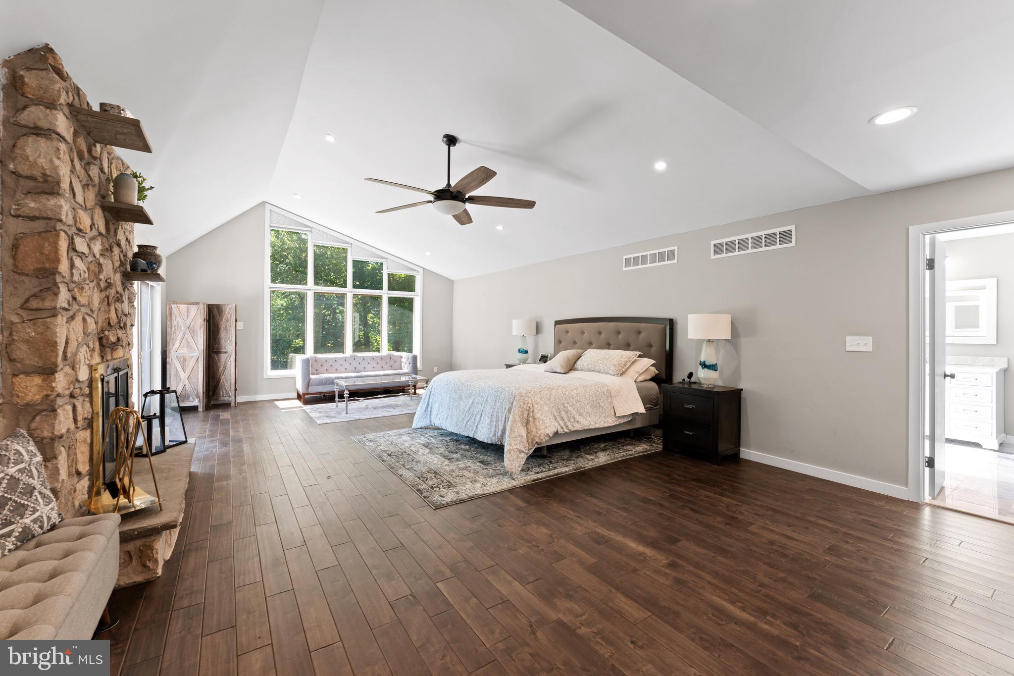 LONG LANE FARMS 1 - Residential