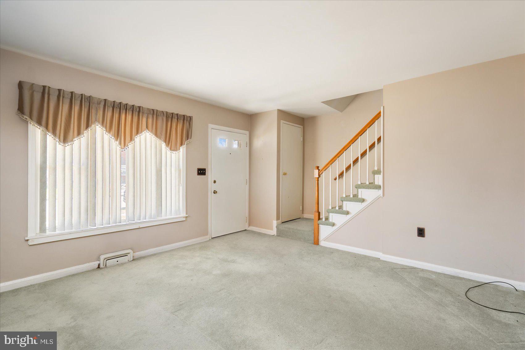 CHARLESMONT - Residential