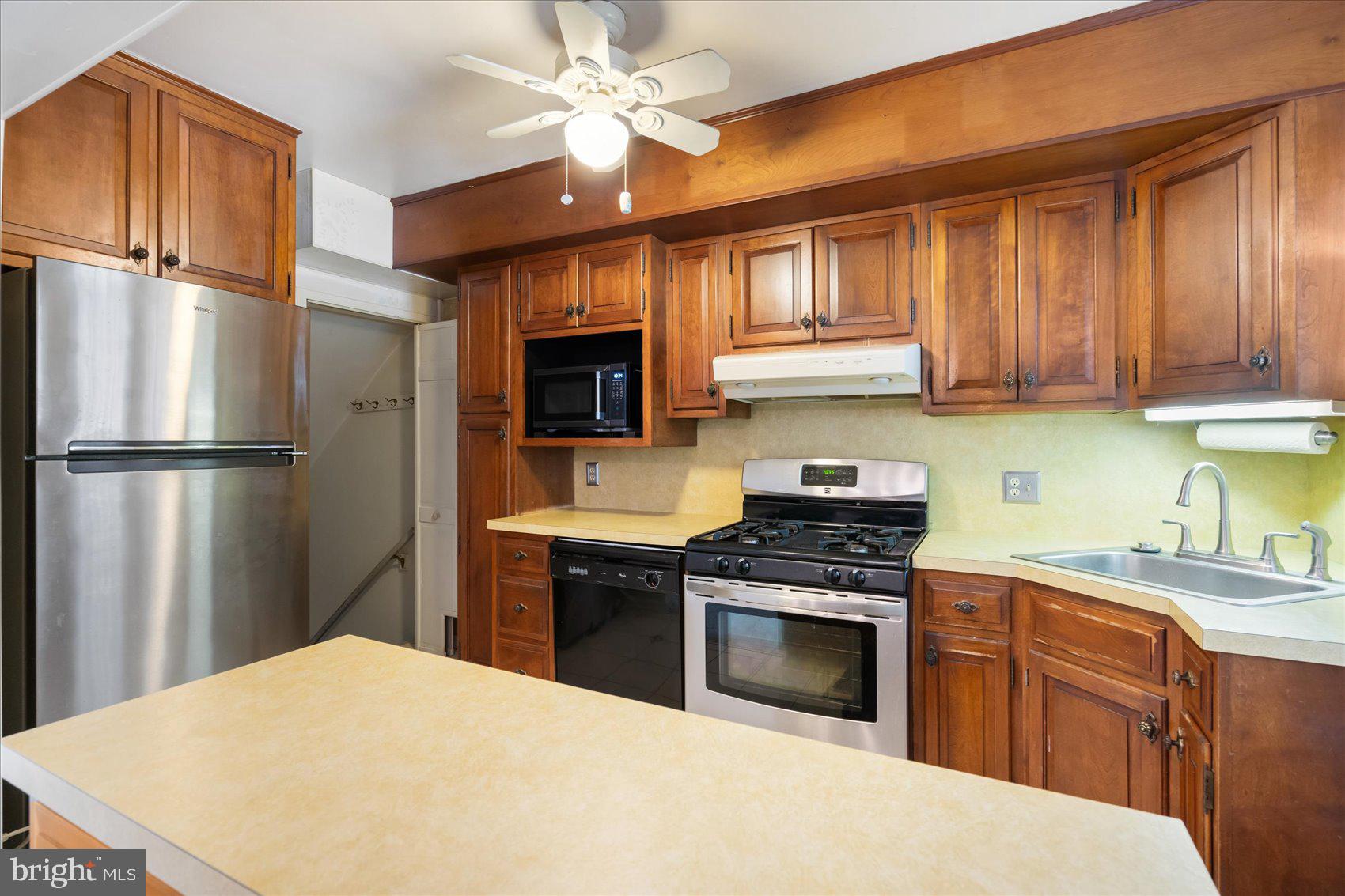 CHARLESMONT - Residential