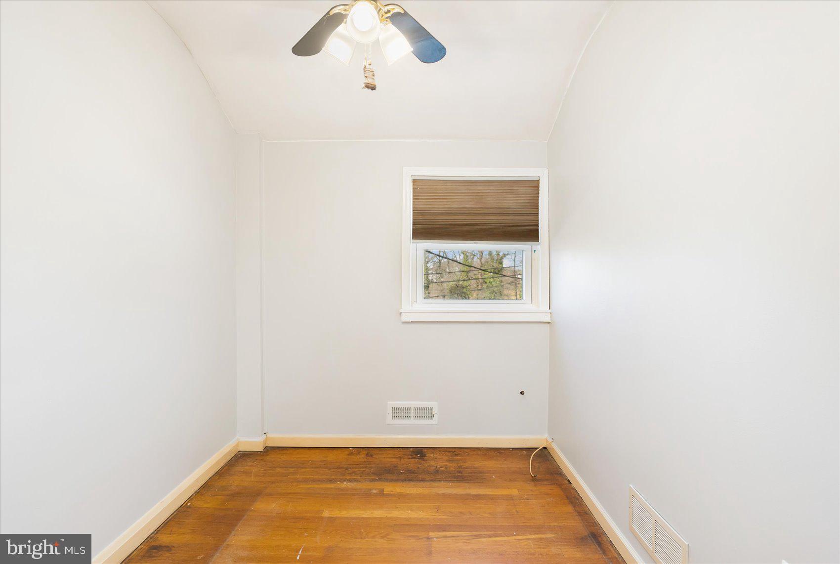 CHARLESMONT - Residential