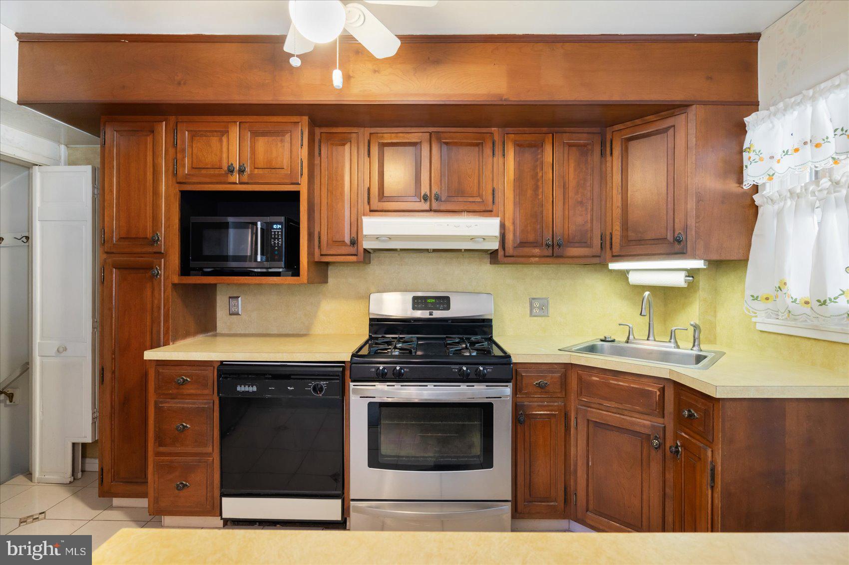 CHARLESMONT - Residential