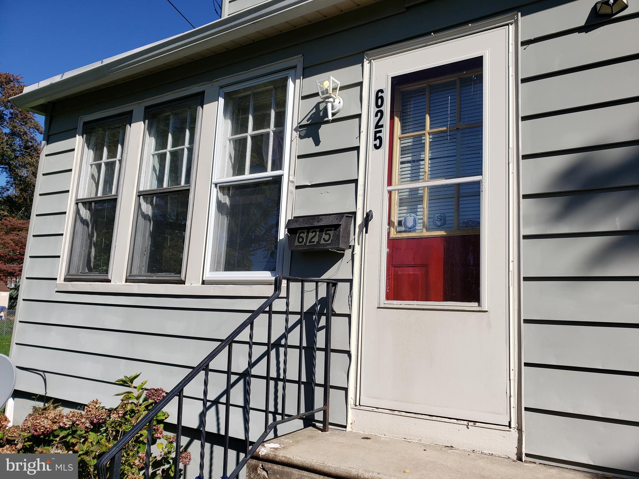 625 N FORKLANDING ROAD