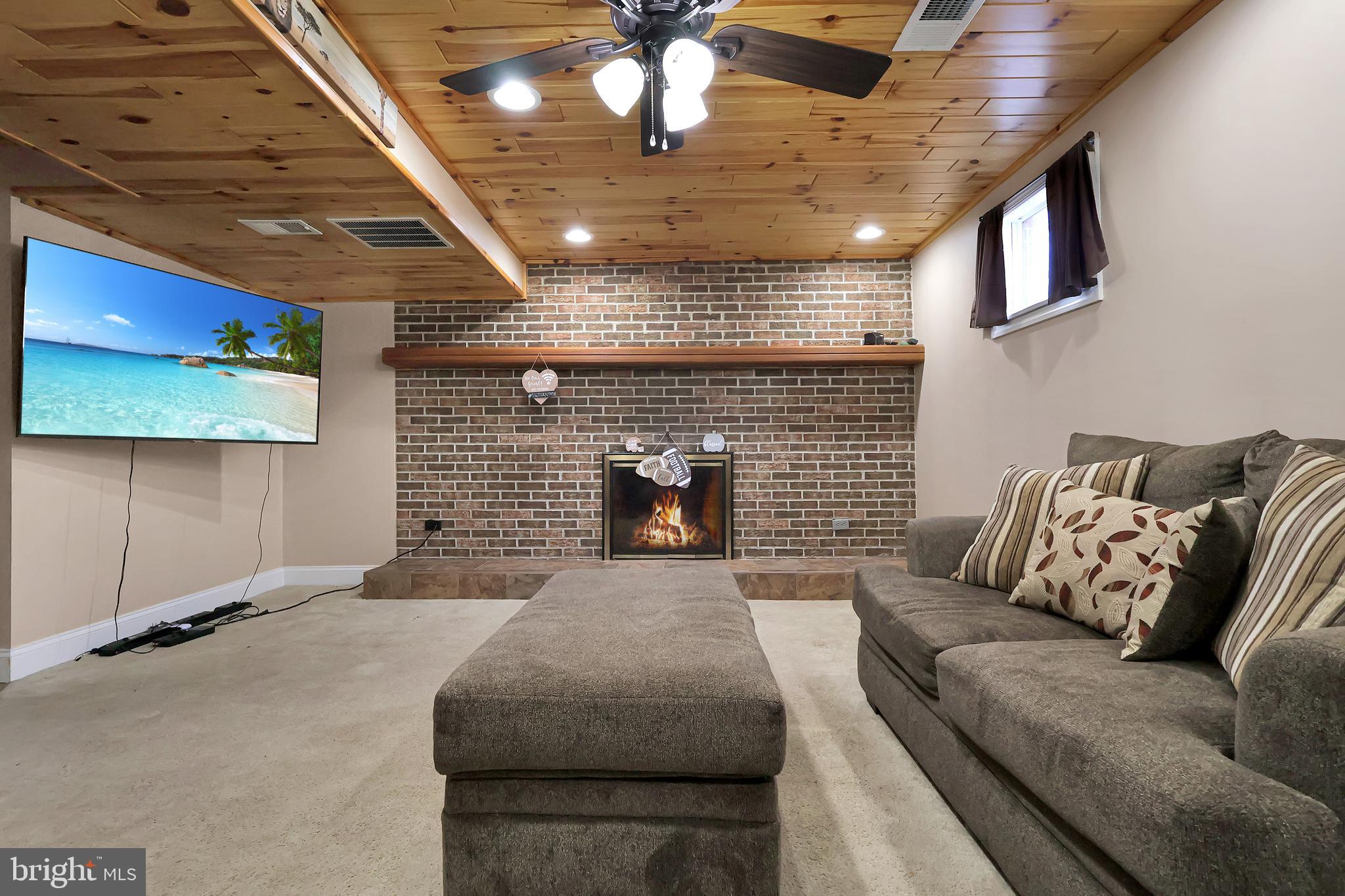 RED HILL - Residential