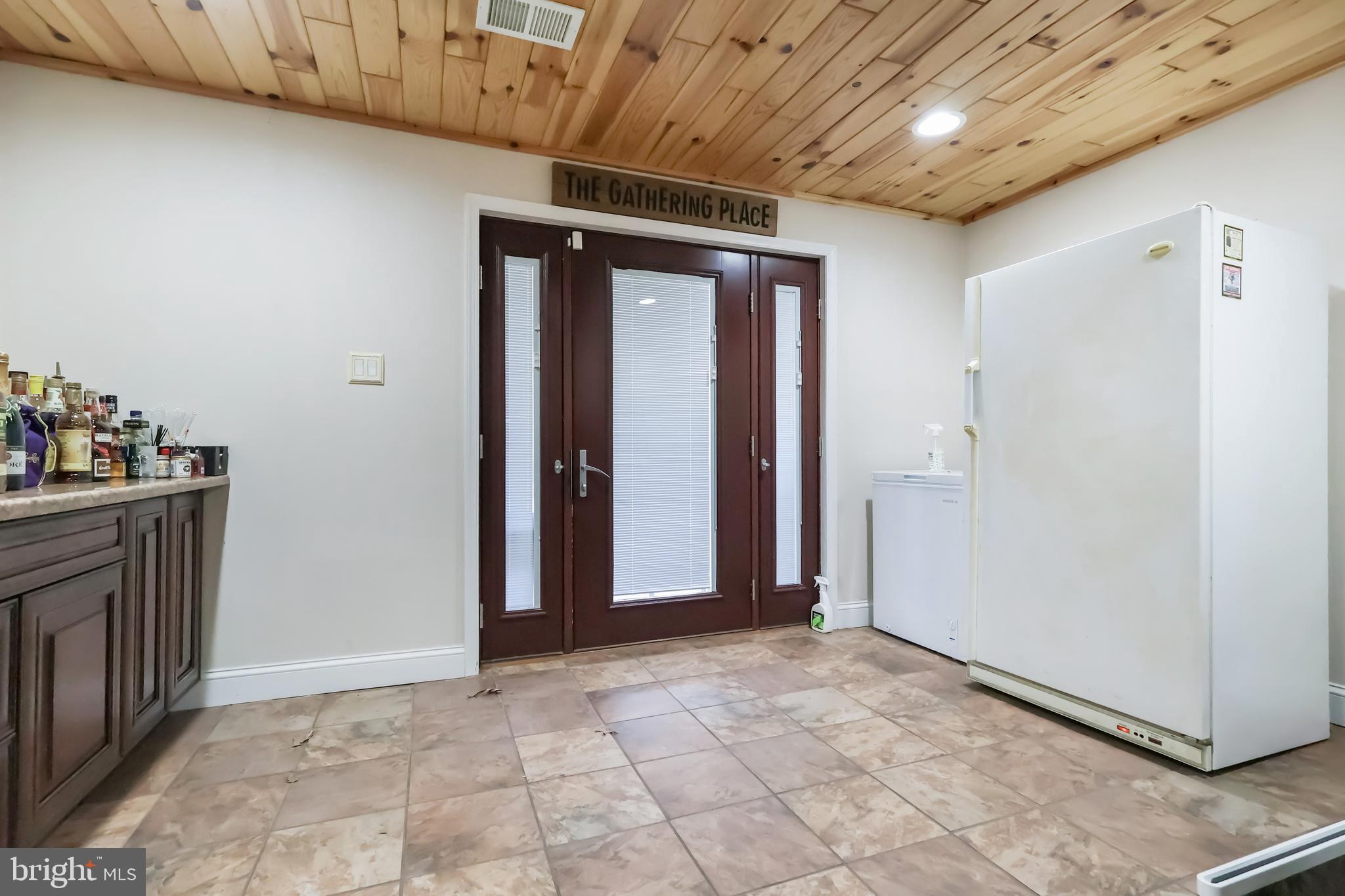 RED HILL - Residential