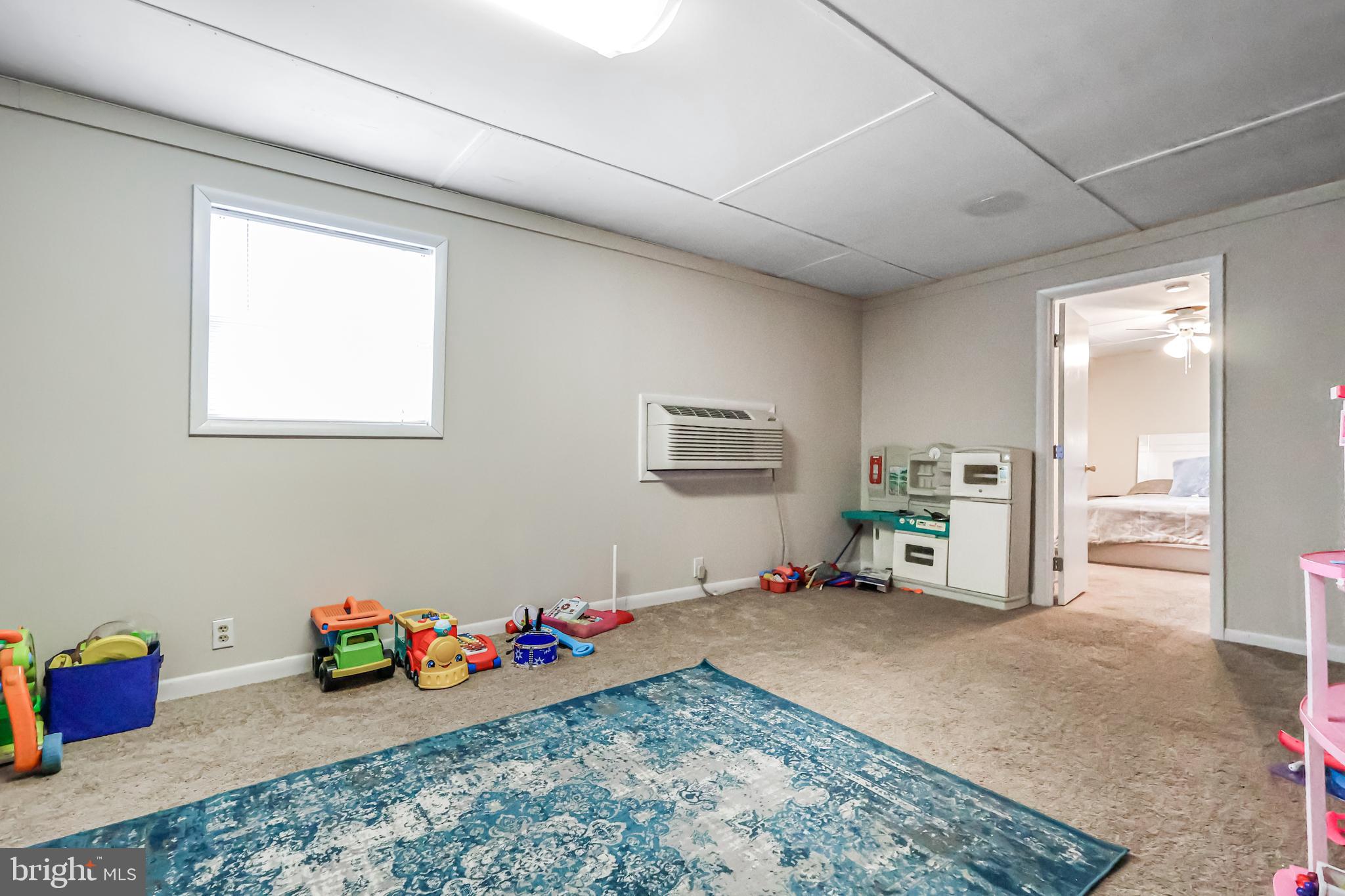 RED HILL - Residential