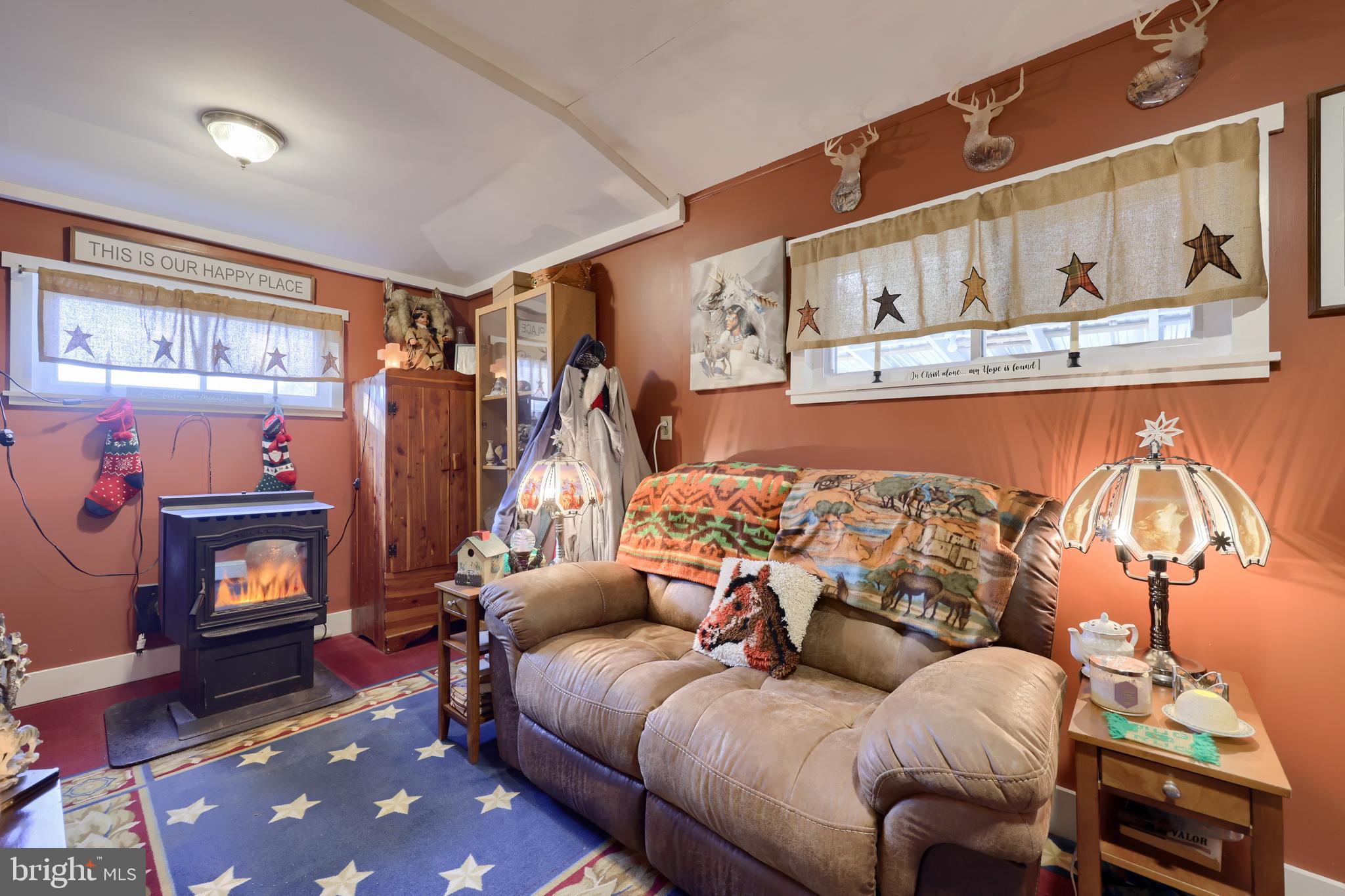 CORNWALL BOROUGH - Residential