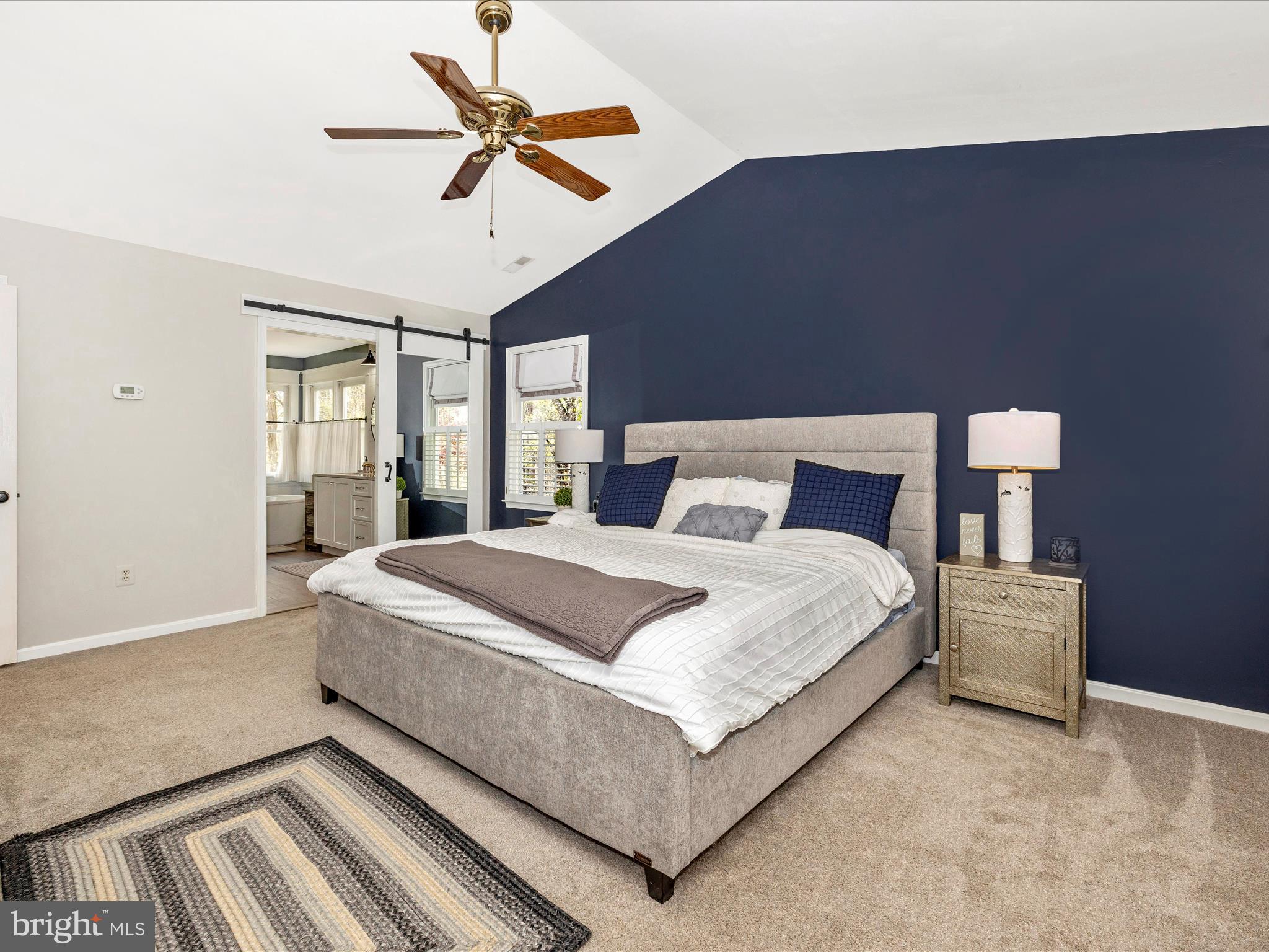 WHITE OAKS - Residential