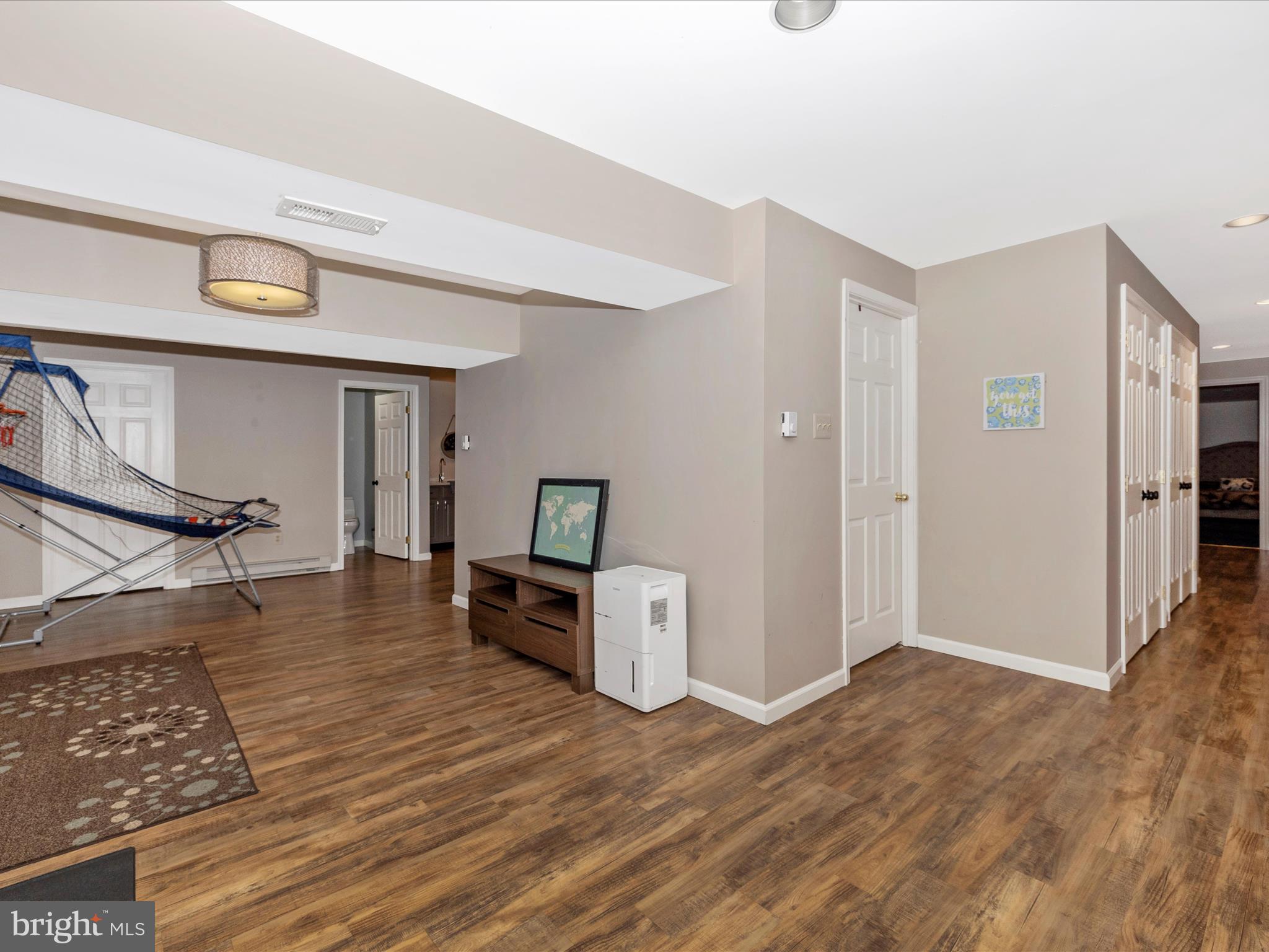 WHITE OAKS - Residential