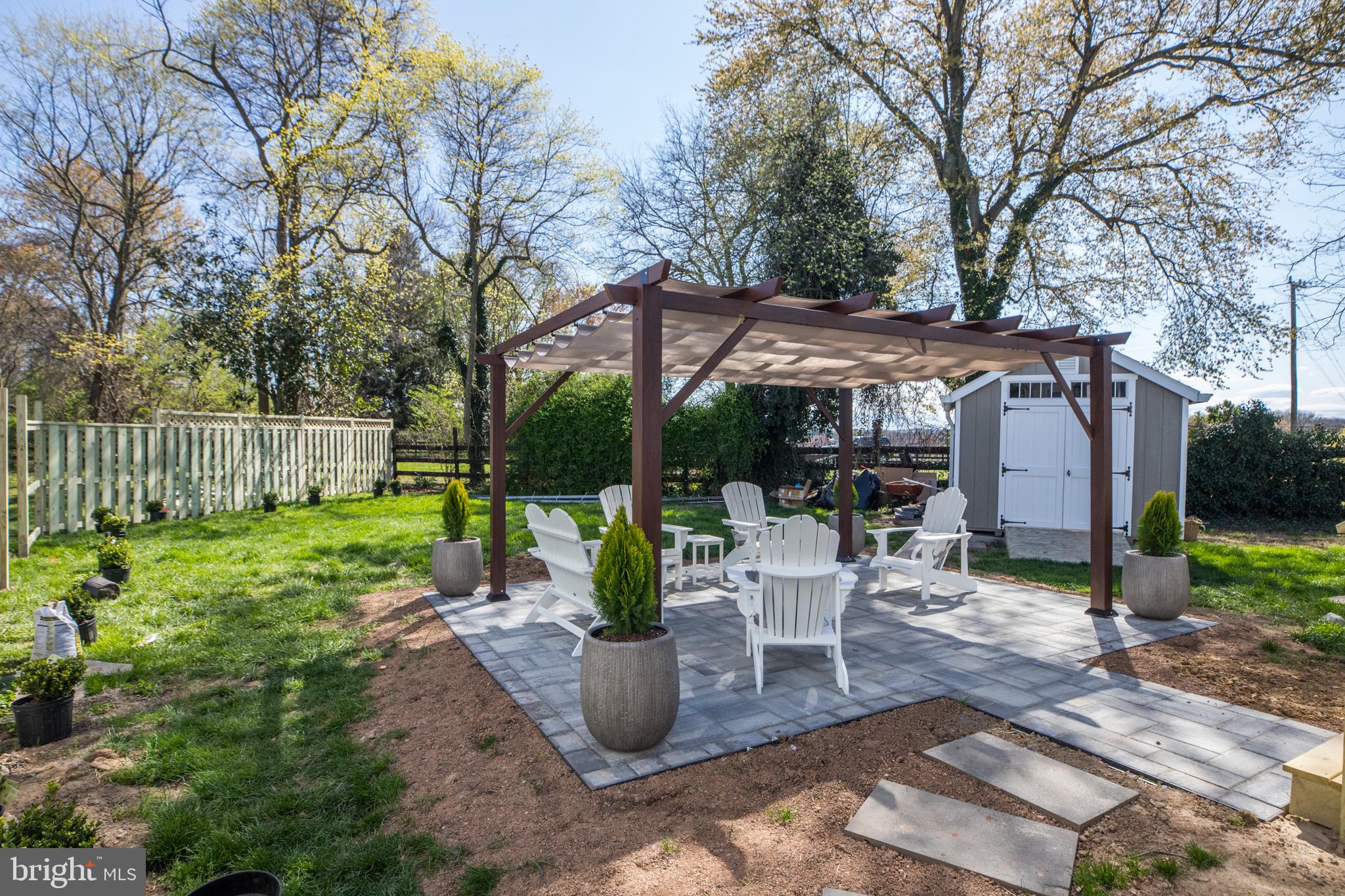37603 LITTLE RIVER TPKE