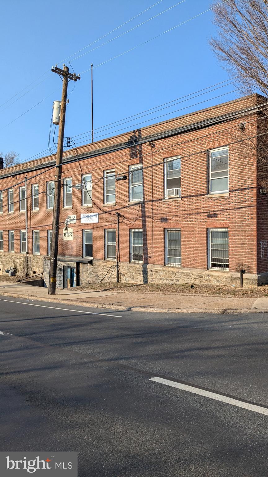 Commercial building for sale on 613 W Cheltenham Av in Melrose Park. This is a cleaned out building with approx 11, 500 sq ft on the two floors and with 1,166 sq ft in usable basement space. The property comes with a 6 parking spaces that will be located on 0 Coventry Rd next to it and it is a subject of the lot consolidation. The building is granted a variance for 6 units and a basement space for office or storage. This building has an enormous potential for a development, it has a prime location and it will have a very high cash flow once developed. The buyer has to do the due diligence with the township in respect to approved variance. All offer will be presented.