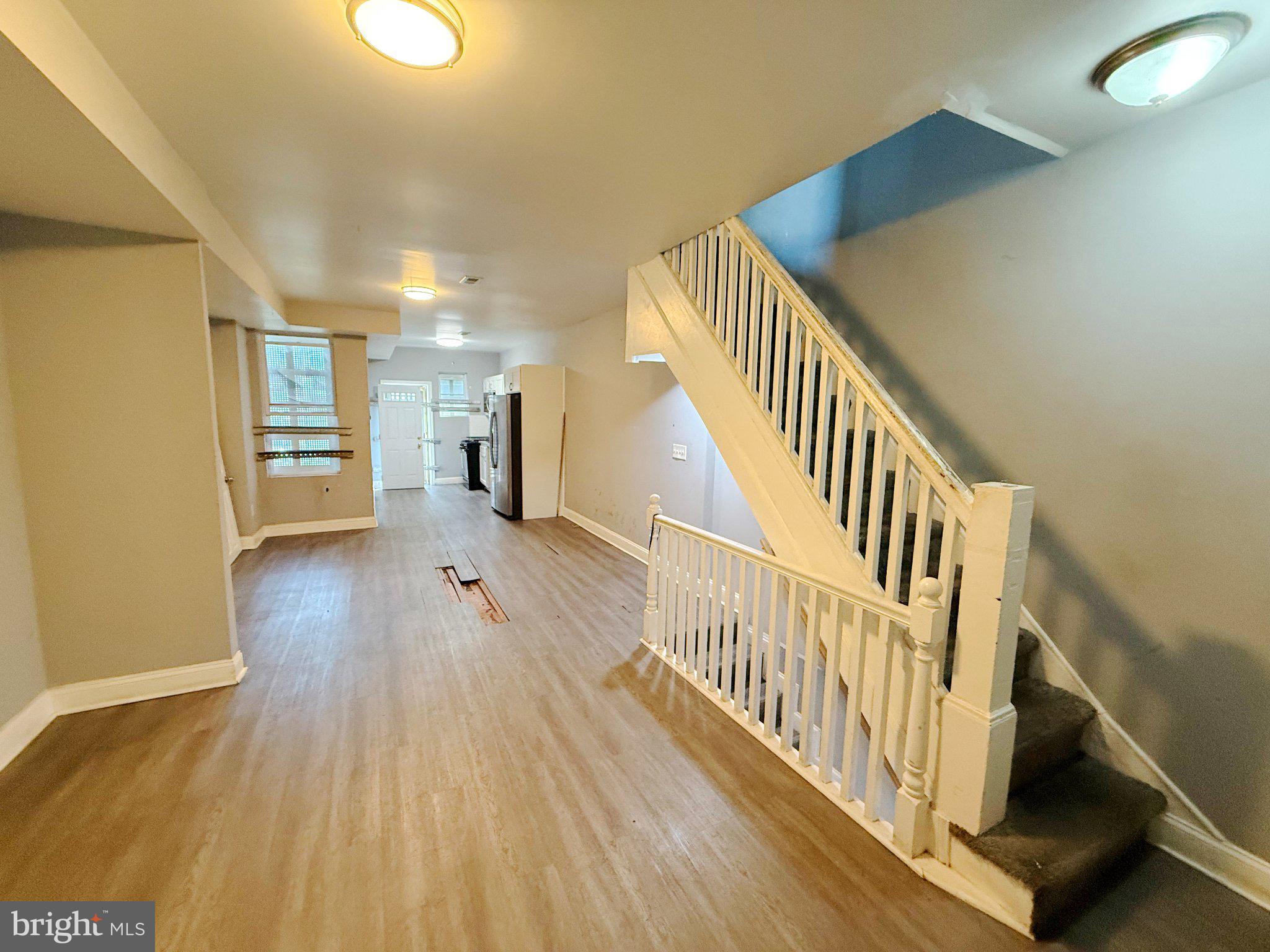 1111 N LAKEWOOD AVENUE