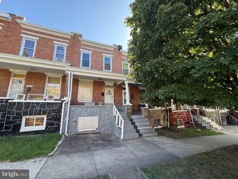 Photo of 1111 N Lakewood Avenue, BALTIMORE, MD 21213 (MLS # MDBA2232130)
