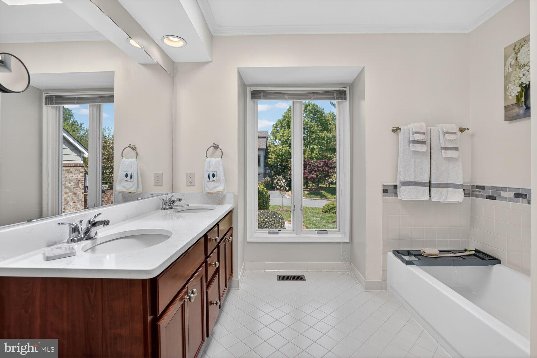 OAK MARR COURTS - Residential