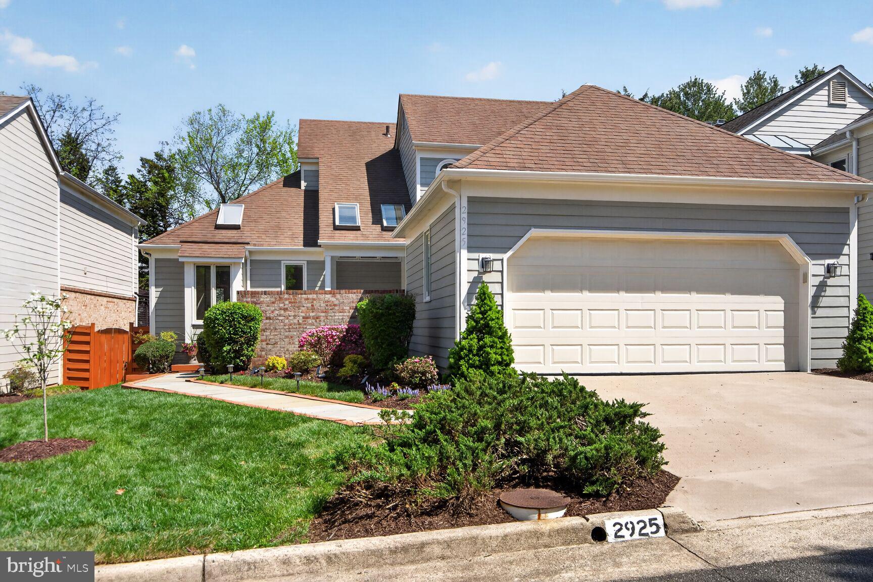 OAK MARR COURTS - Residential