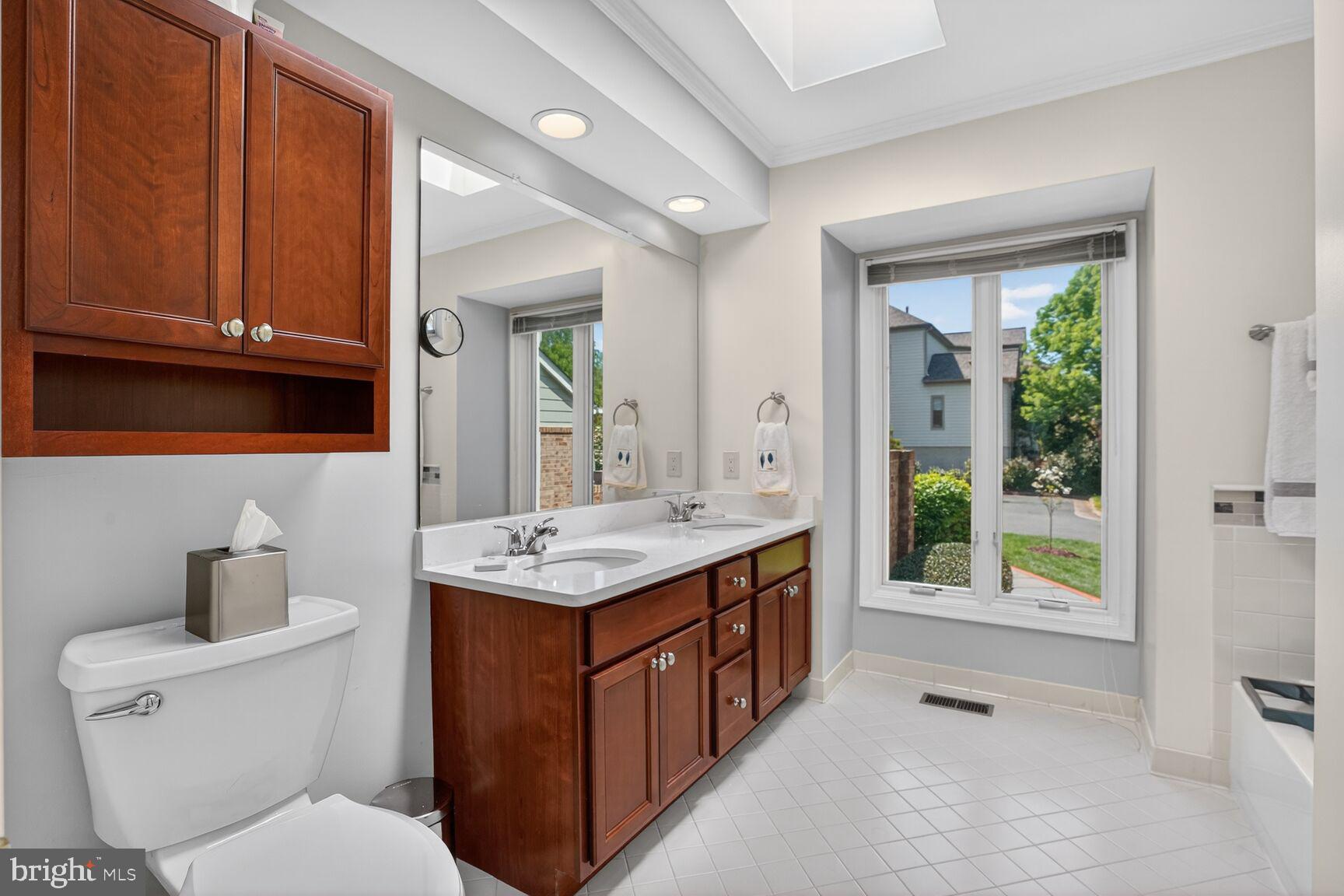 OAK MARR COURTS - Residential