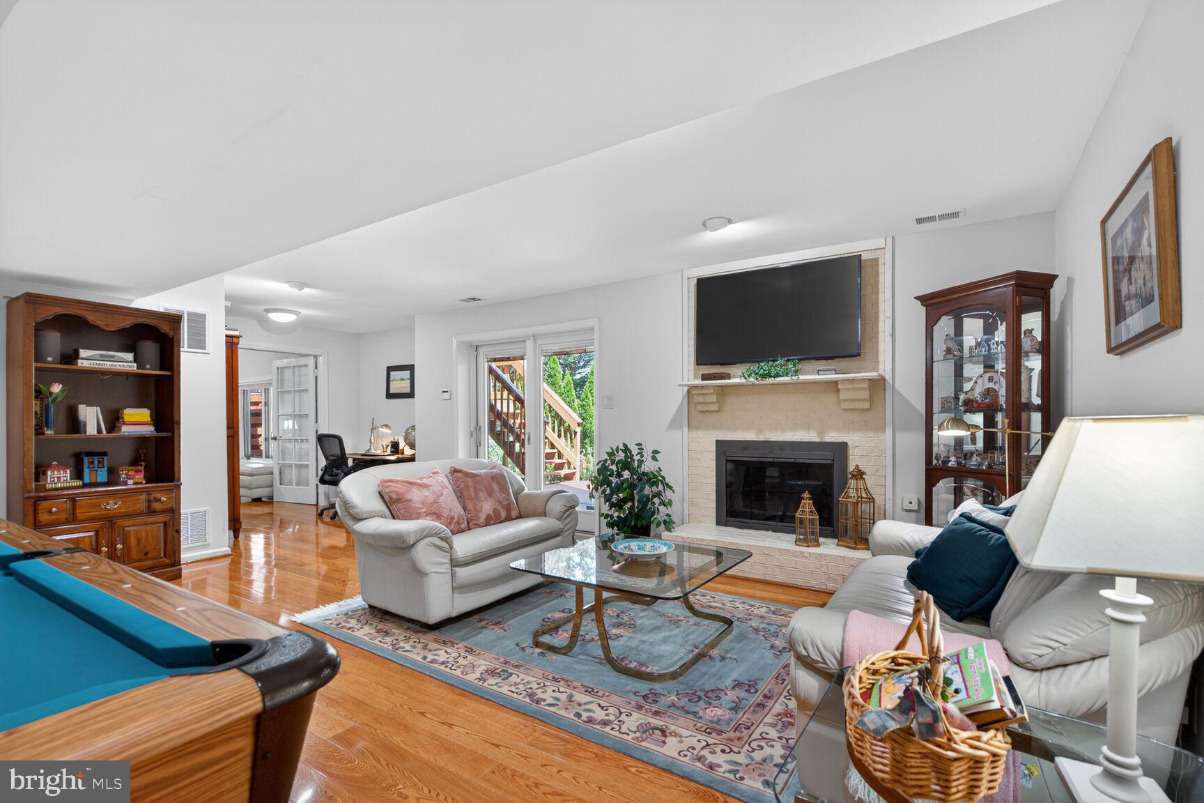 OAK MARR COURTS - Residential