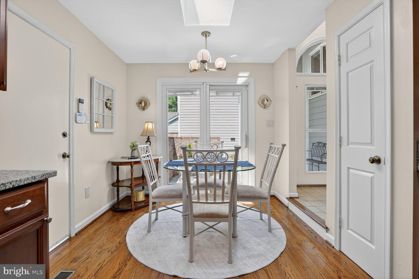 OAK MARR COURTS - Residential