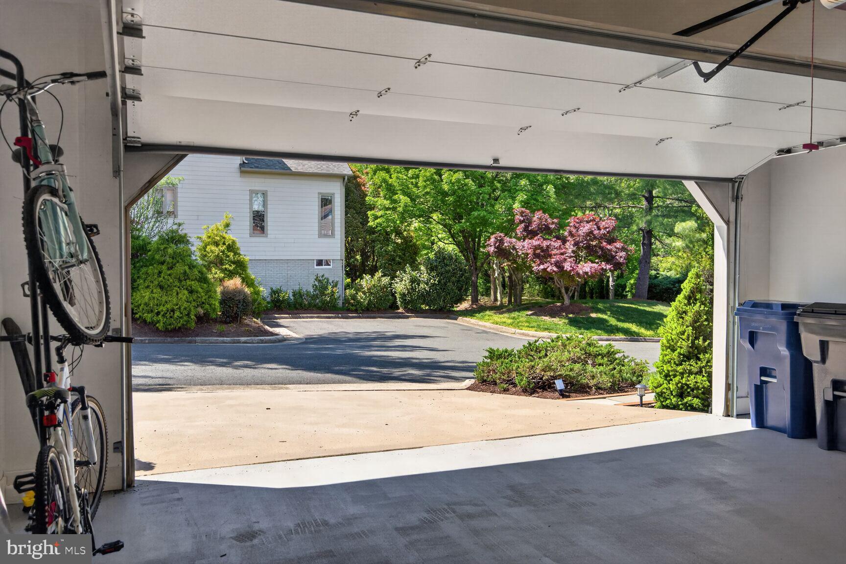 OAK MARR COURTS - Residential