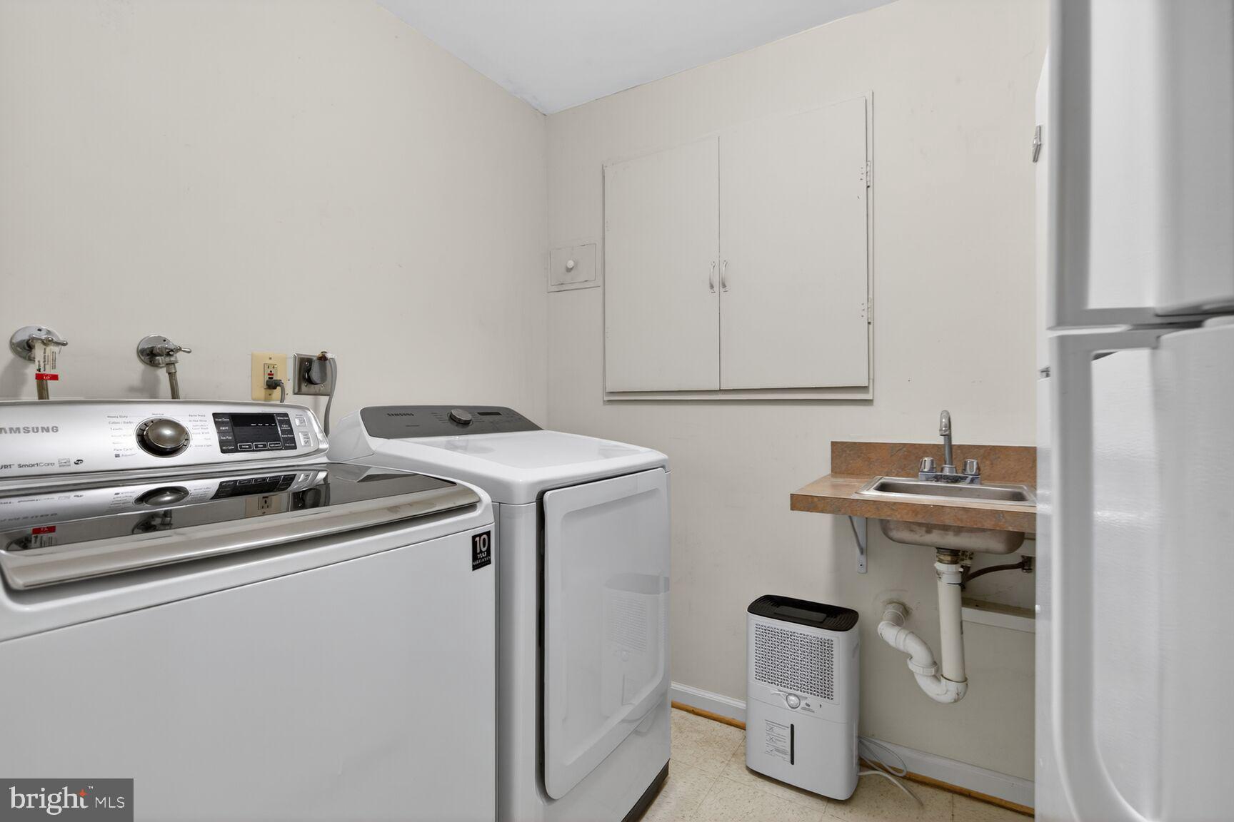 OAK MARR COURTS - Residential