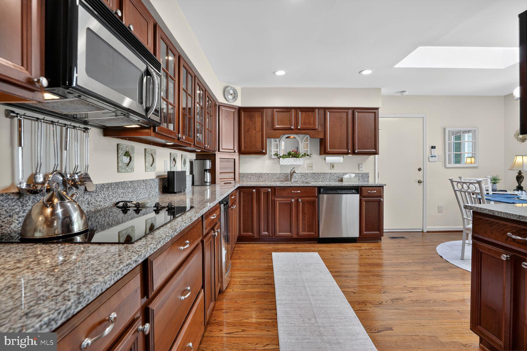 OAK MARR COURTS - Residential