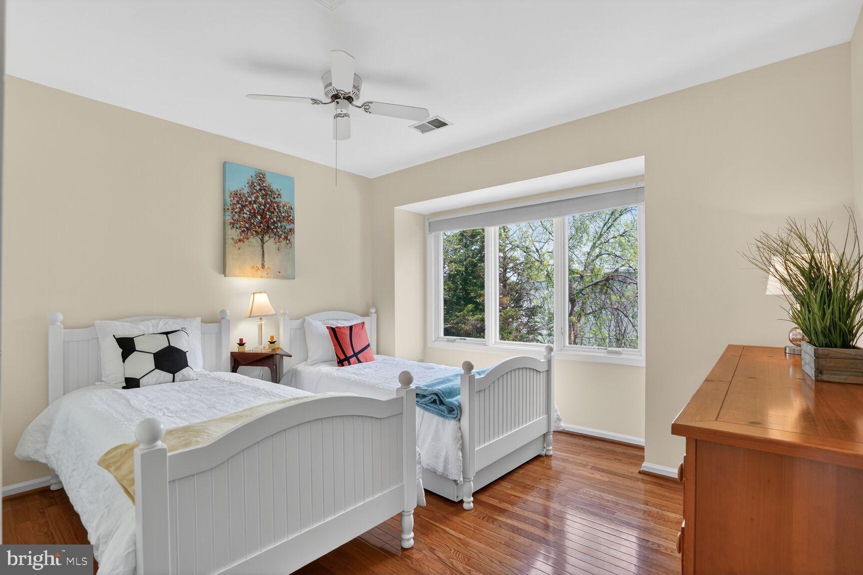 OAK MARR COURTS - Residential